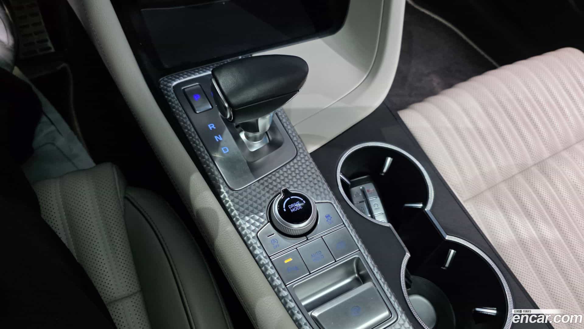 G70 Genesis 2021.0-INNER-009