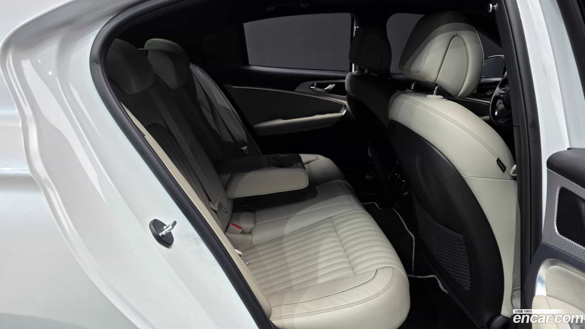 G70 Genesis 2021.0-OPTION-016