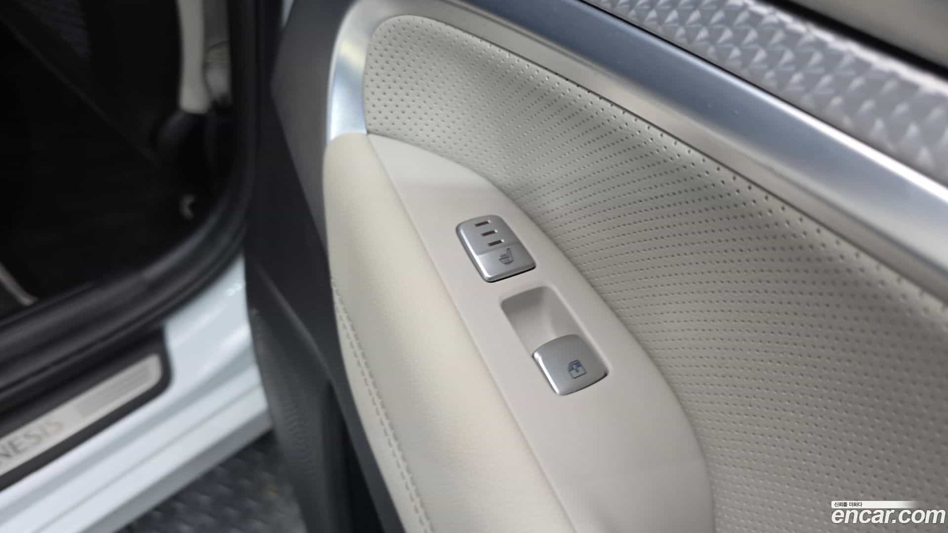 G70 Genesis 2021.0-OPTION-023