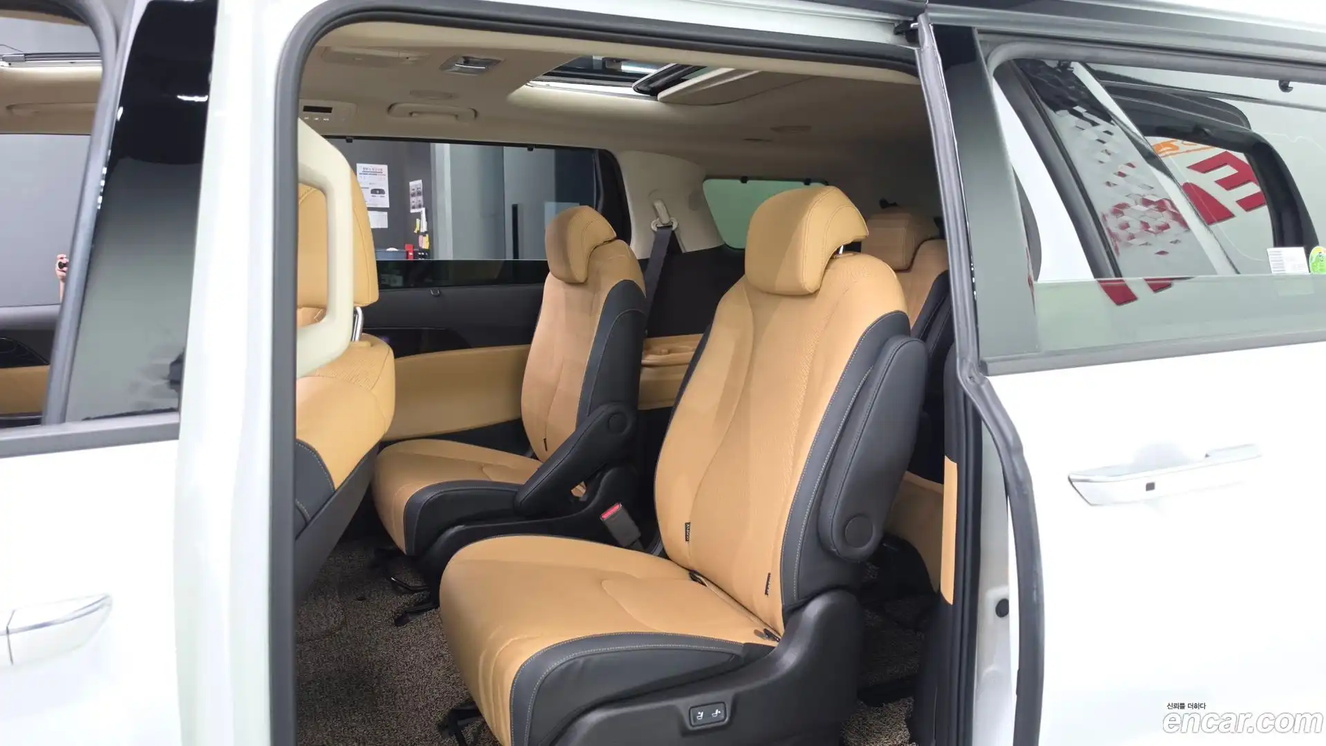 Canival Kia 2023.2-OPTION-015