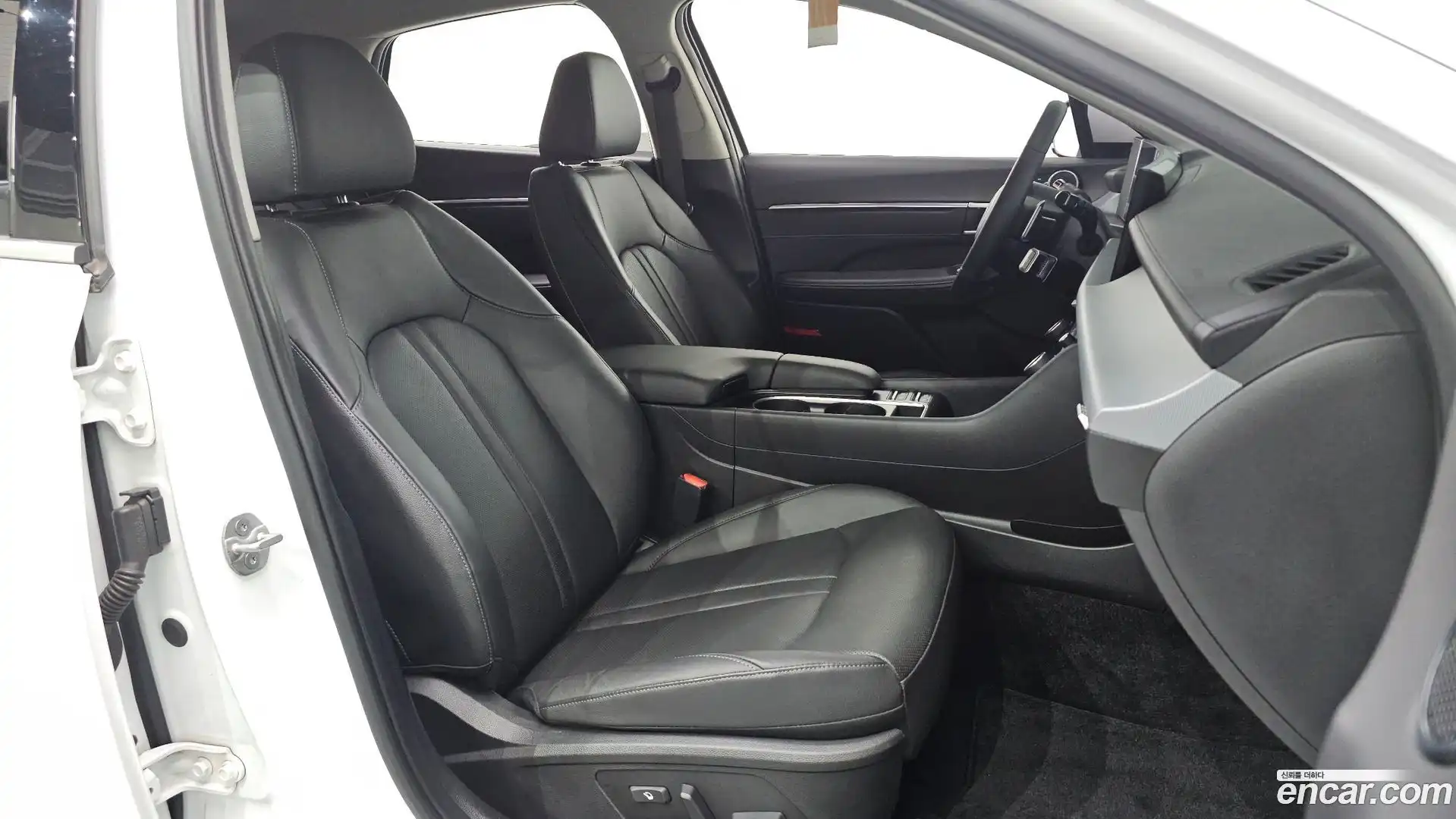 Sonata Hyundai 2024.7-INNER-036
