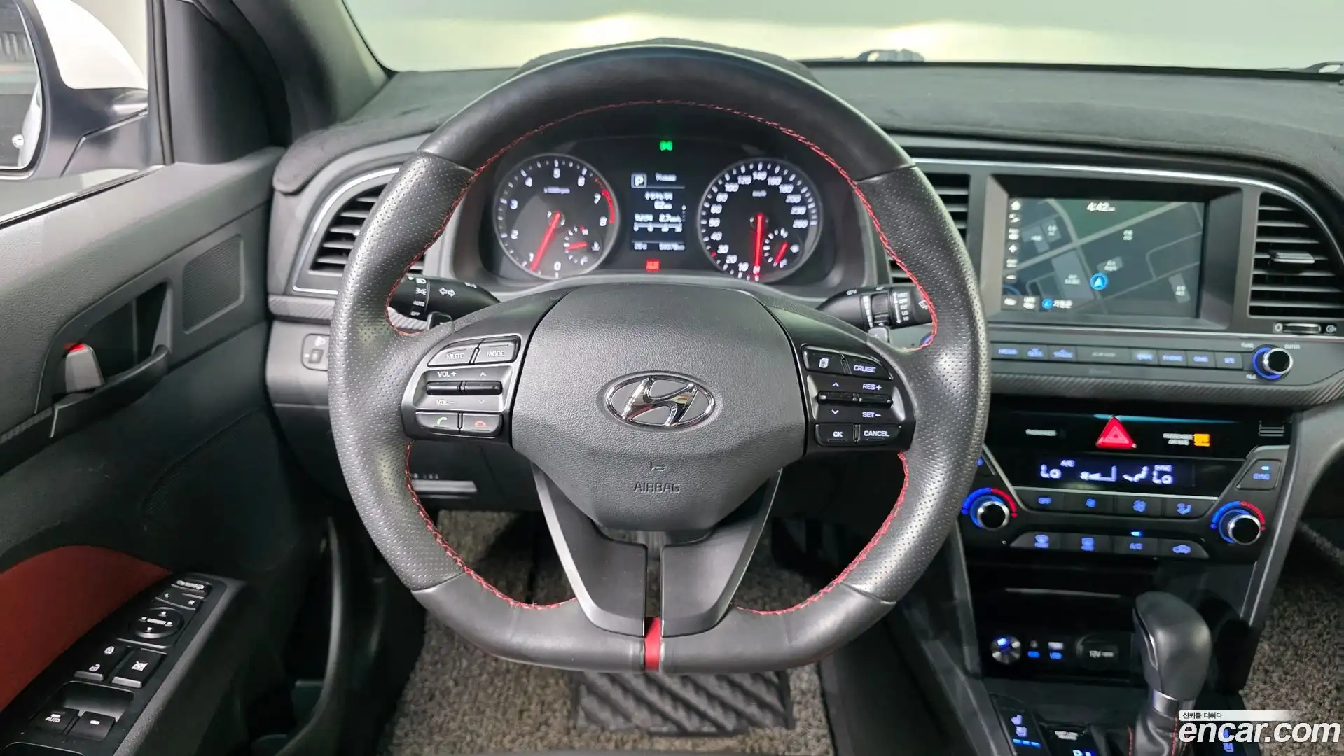 AVANTE Hyundai 2017.1-OPTION-017