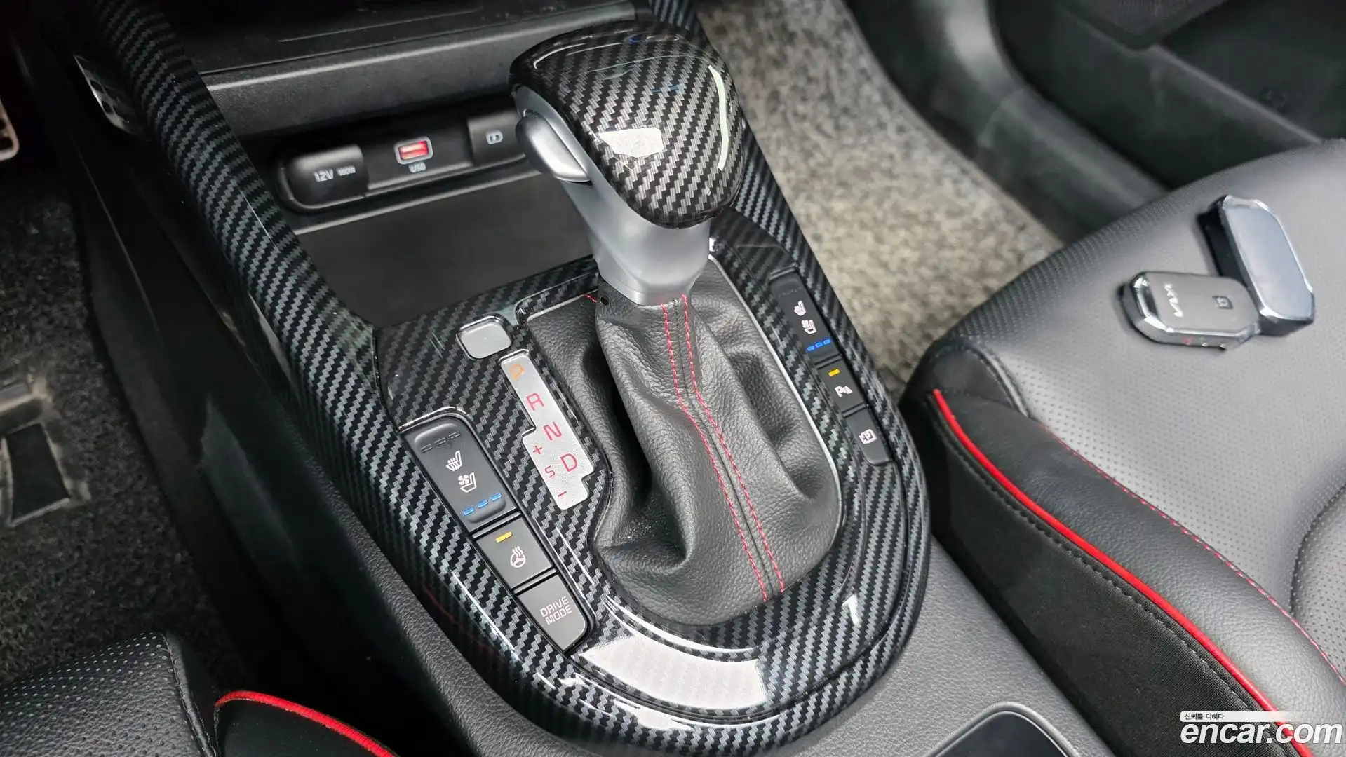 K3 Kia 2023.0-INNER-009