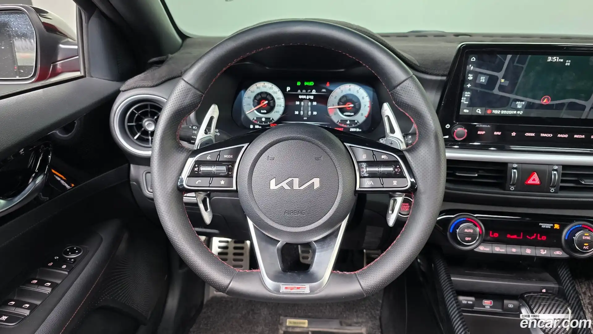 K3 Kia 2023.0-OPTION-017