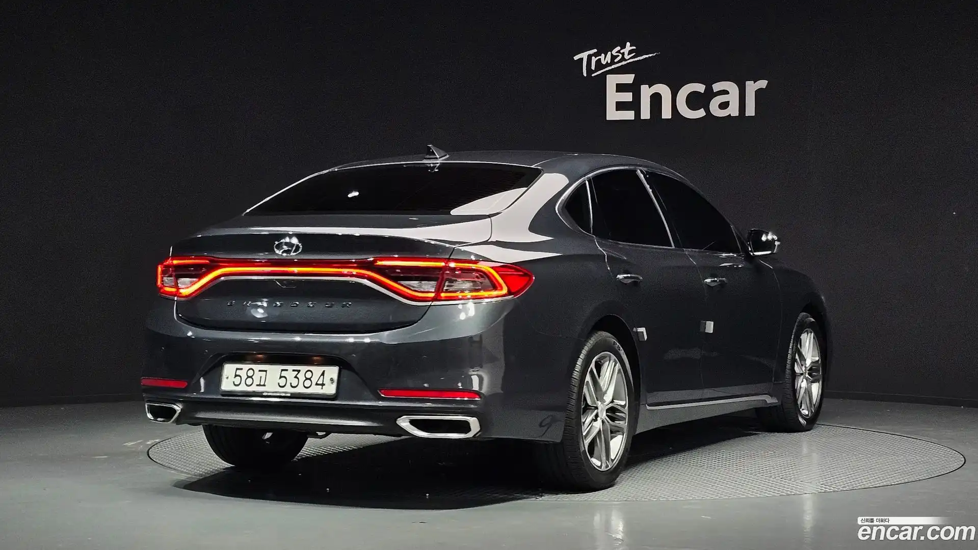 Grandeur Hyundai 2018.0-OUTER-002
