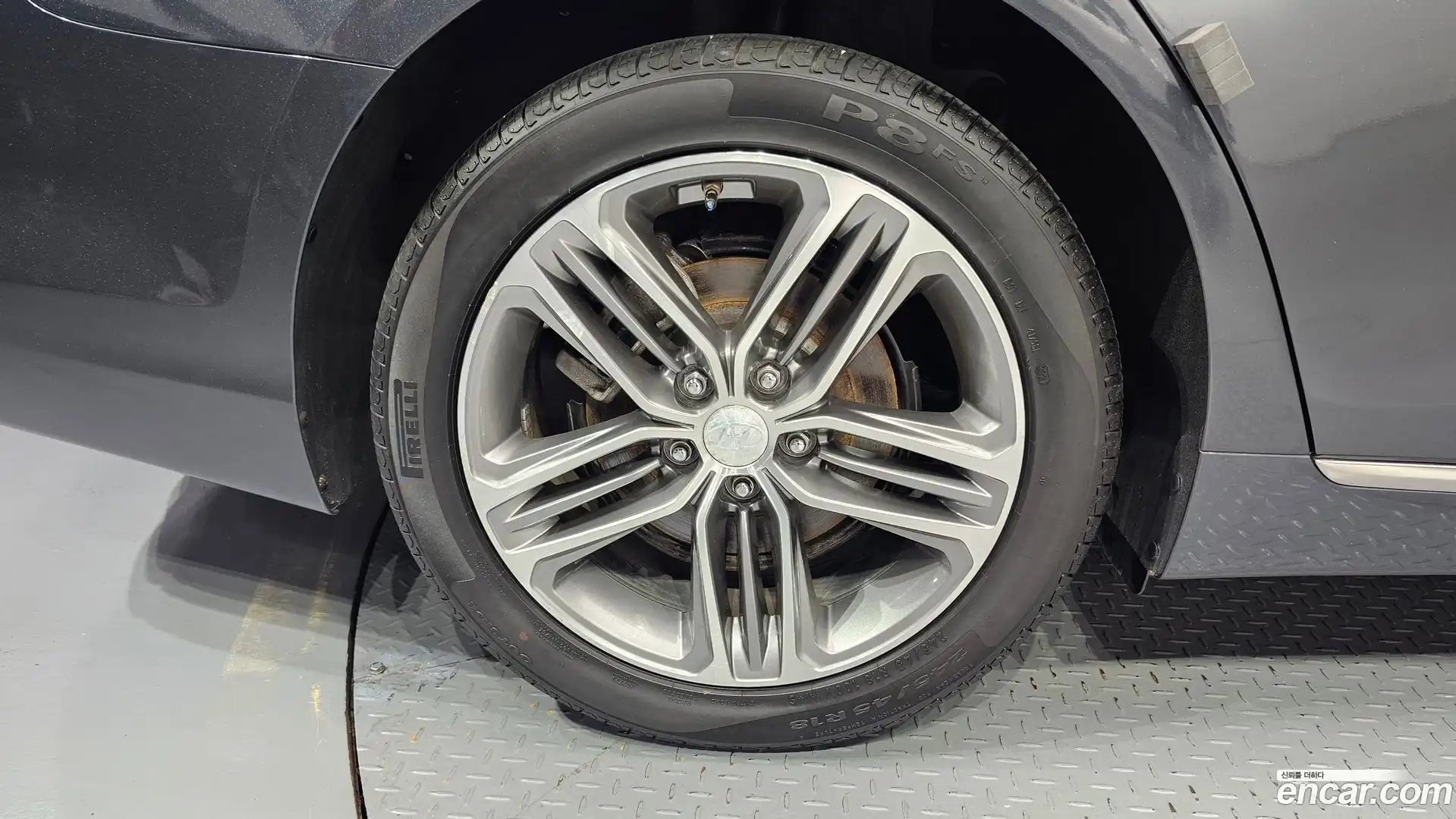 Grandeur Hyundai 2018.0-OUTER-005