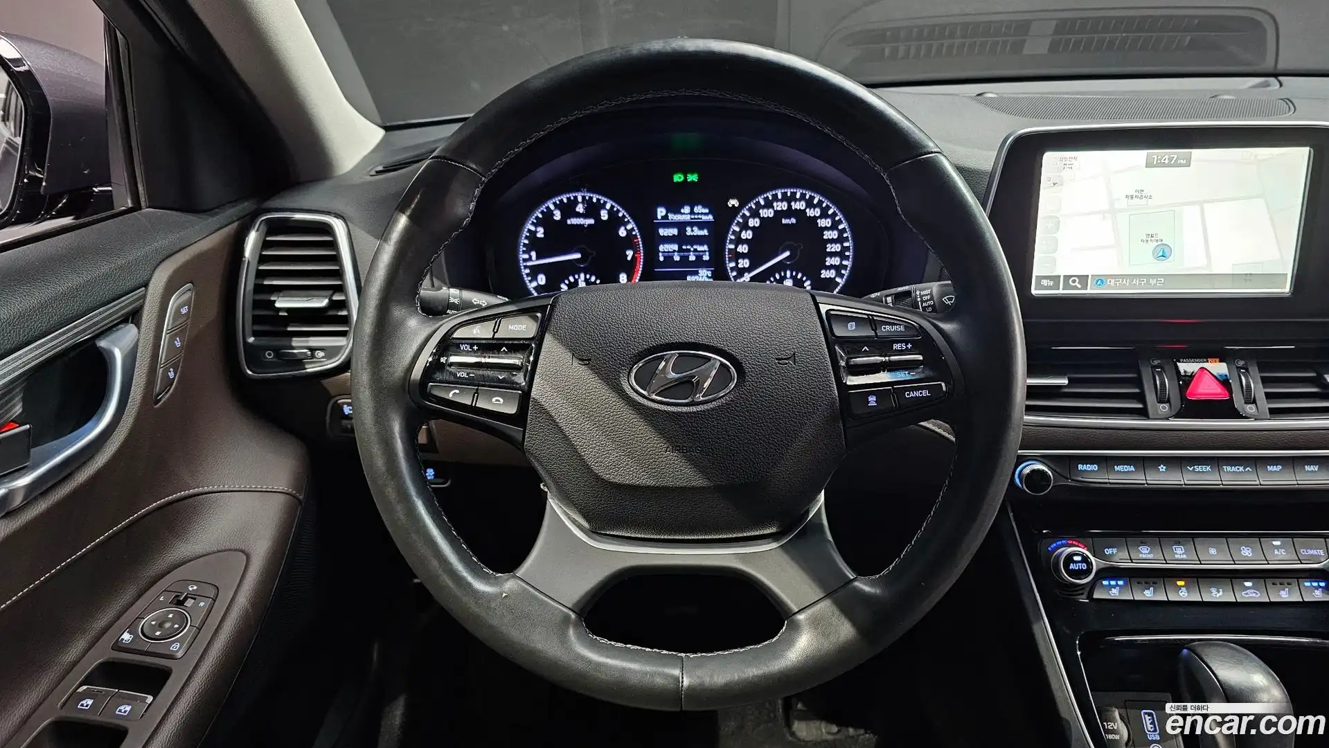 Grandeur Hyundai 2018.0-OPTION-017