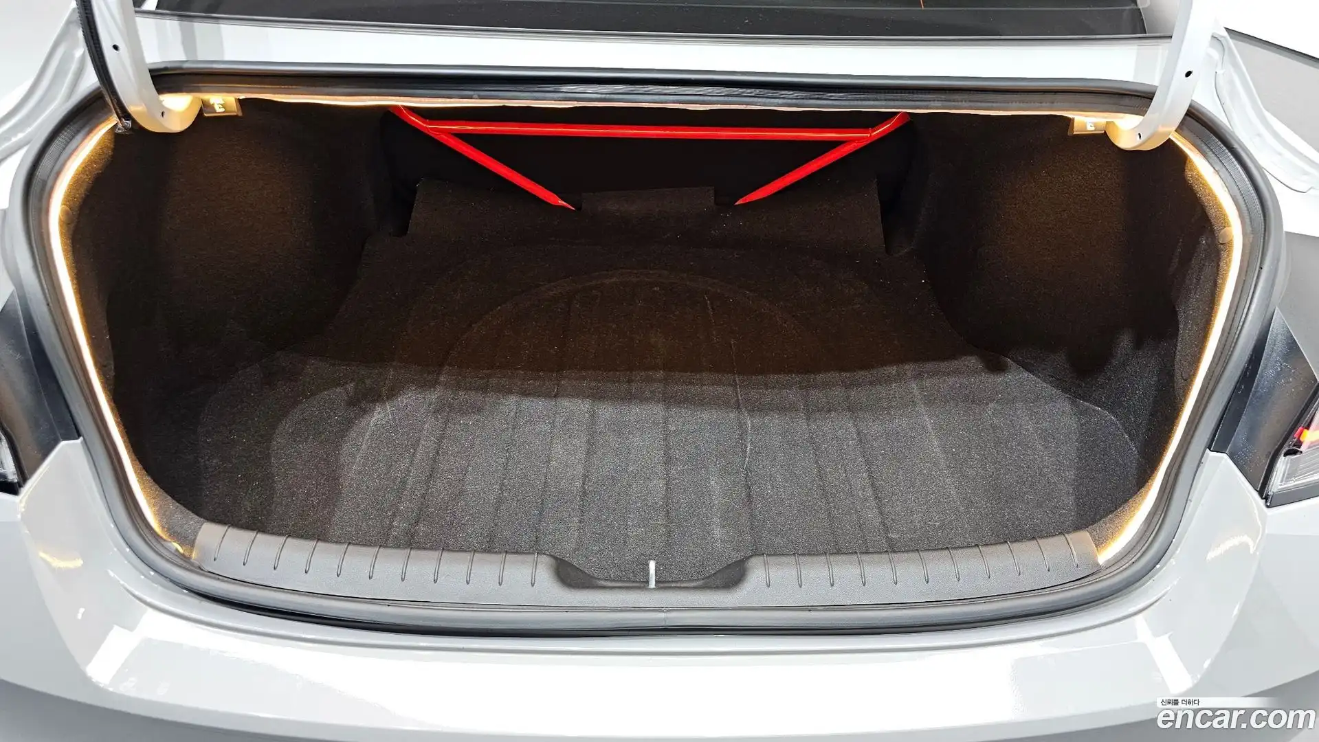 AVANTE Hyundai 2023.4-OPTION-020