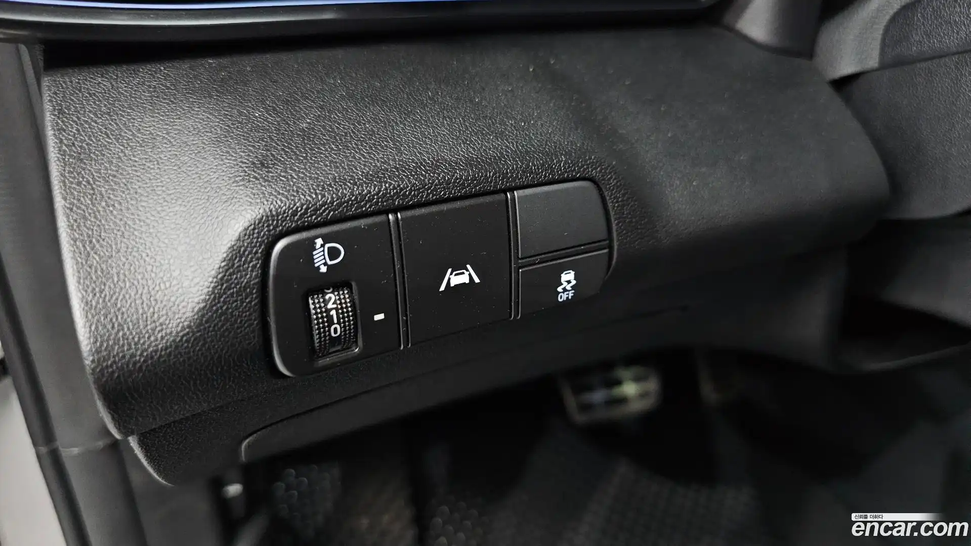 AVANTE Hyundai 2023.4-OPTION-022