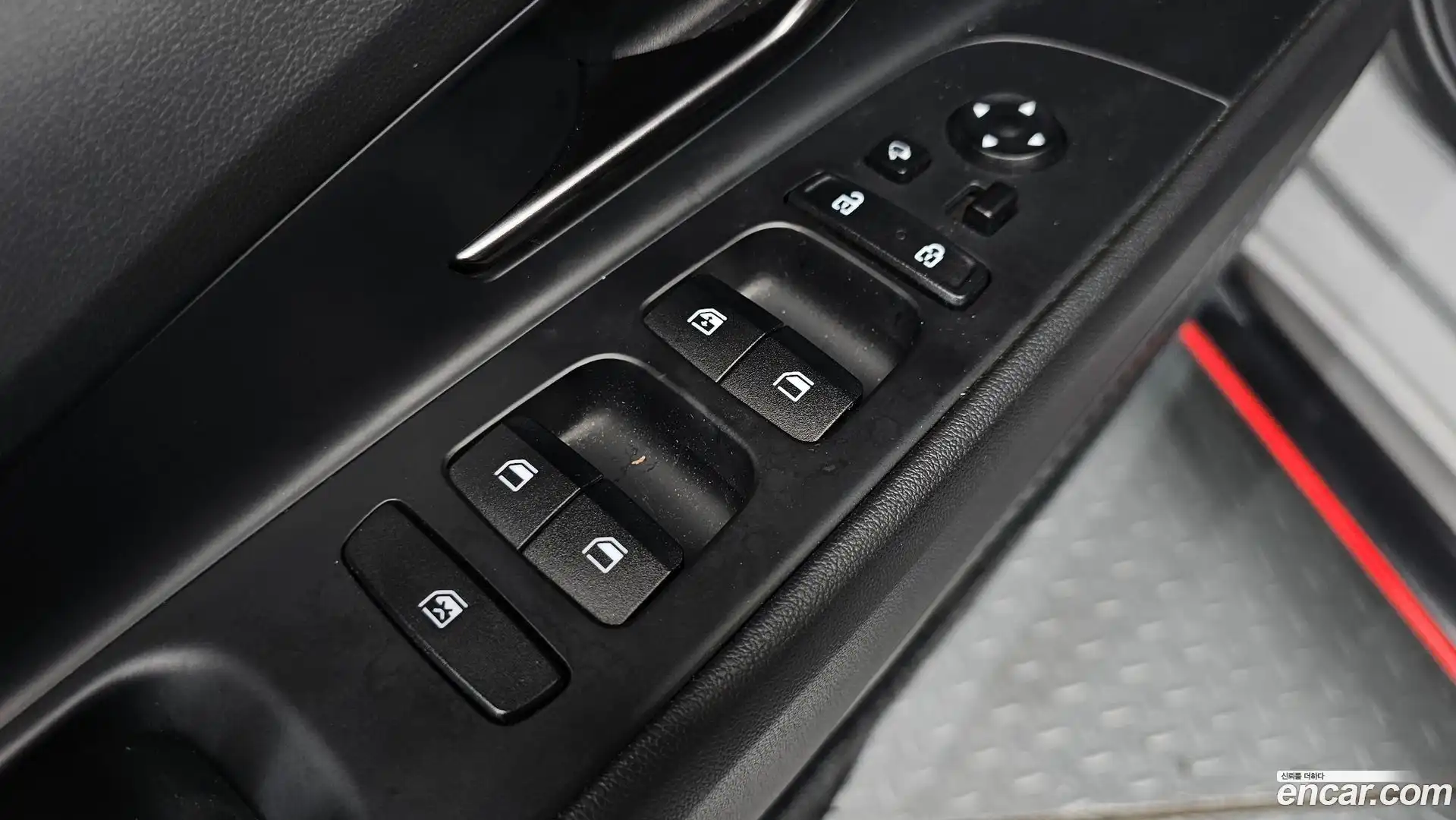 AVANTE Hyundai 2023.4-OPTION-024