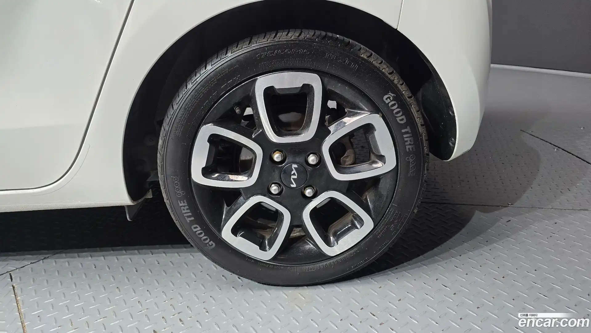 RAY Kia 2022.6-OUTER-031