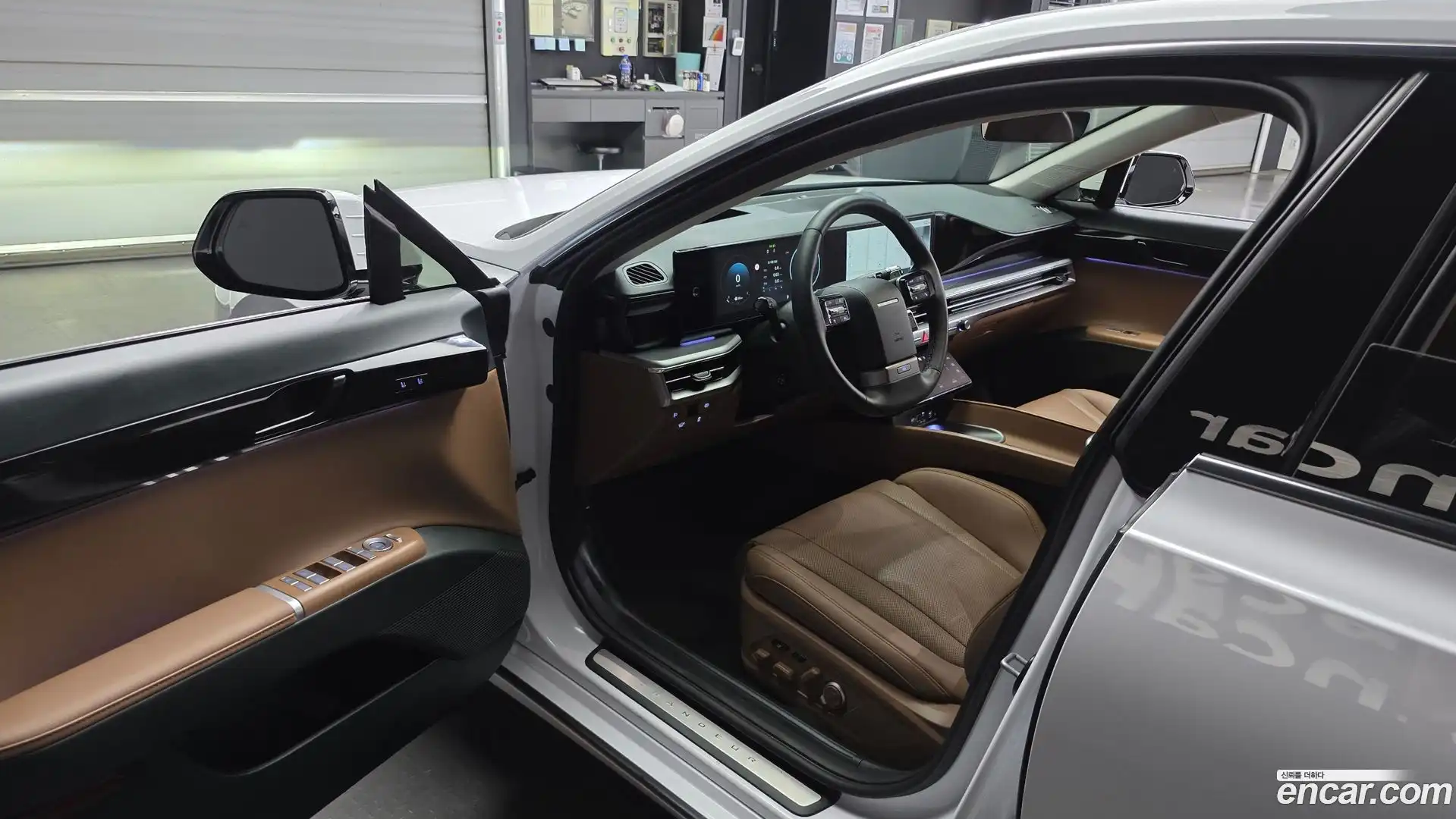 Grandeur Hyundai 2025.8-INNER-010