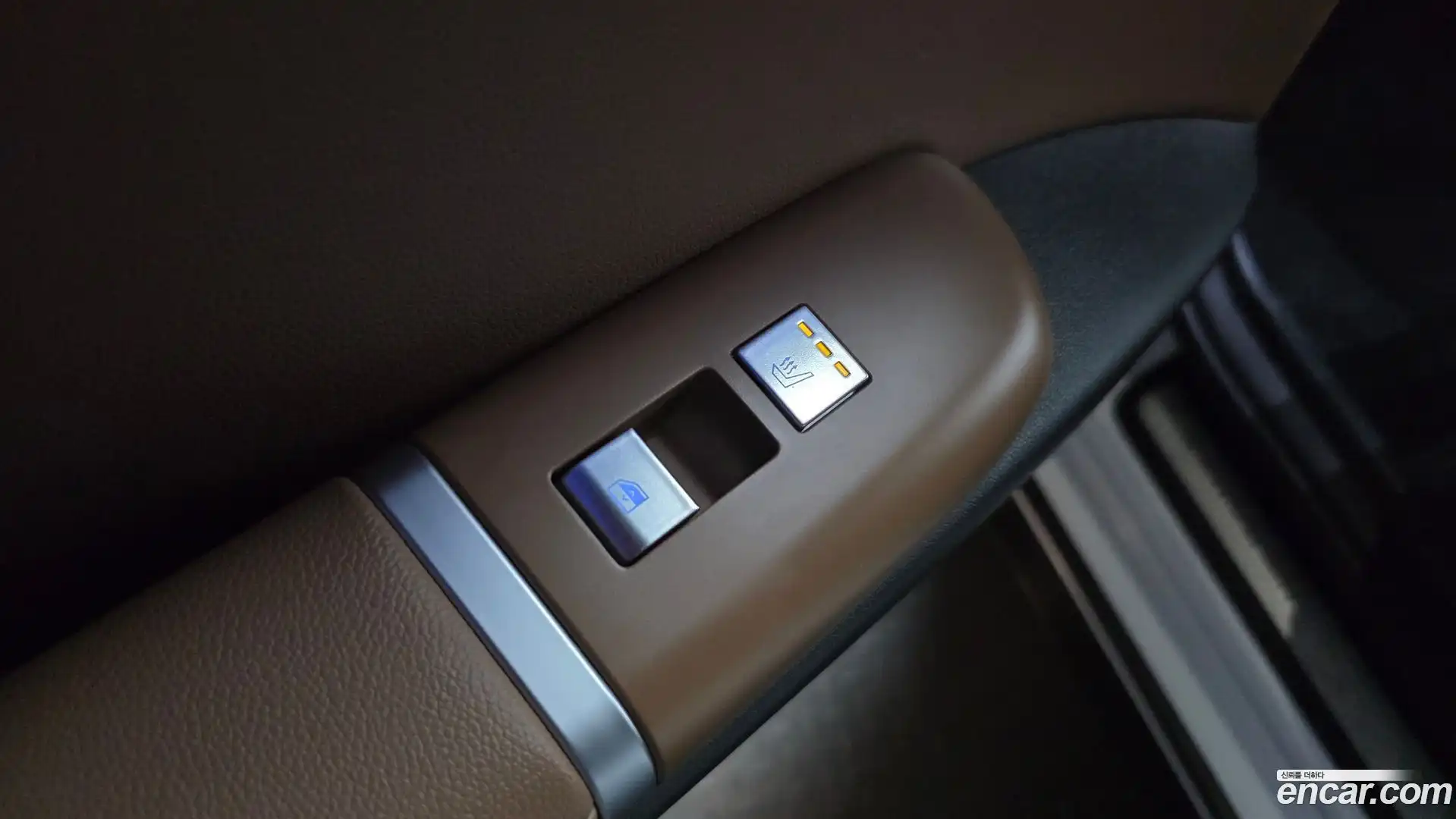 Grandeur Hyundai 2025.8-OPTION-023