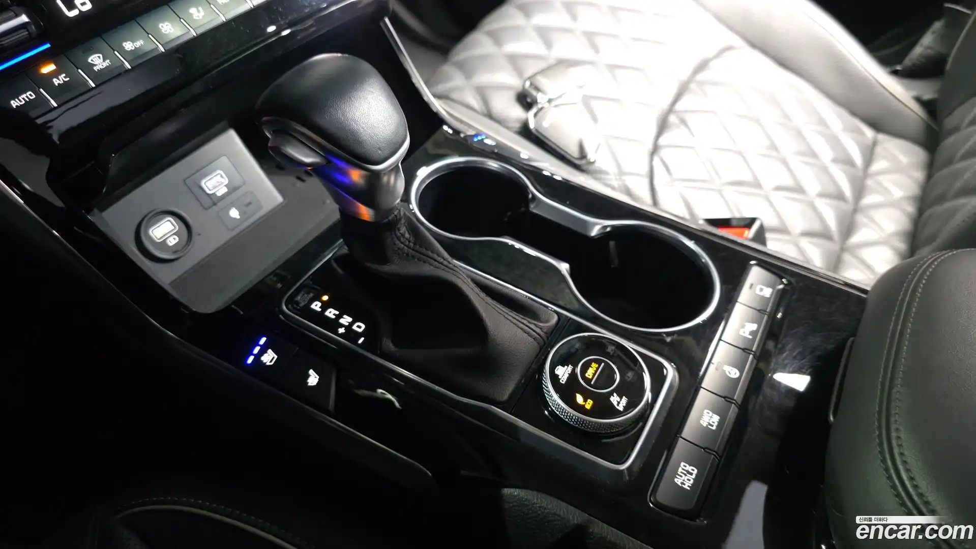 Mohave Kia 2022.9-INNER-009