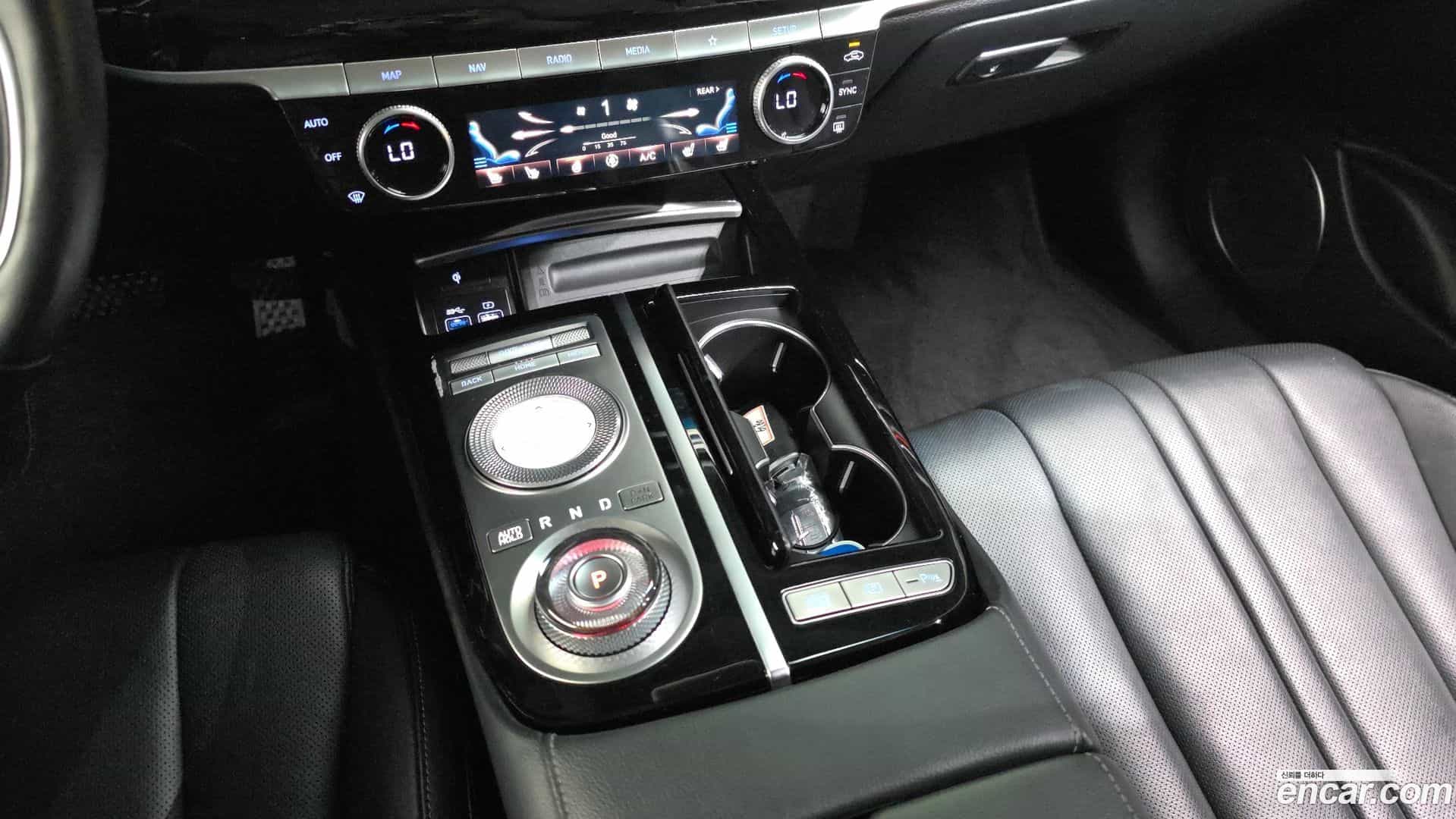G80 Genesis 2022.1-INNER-009