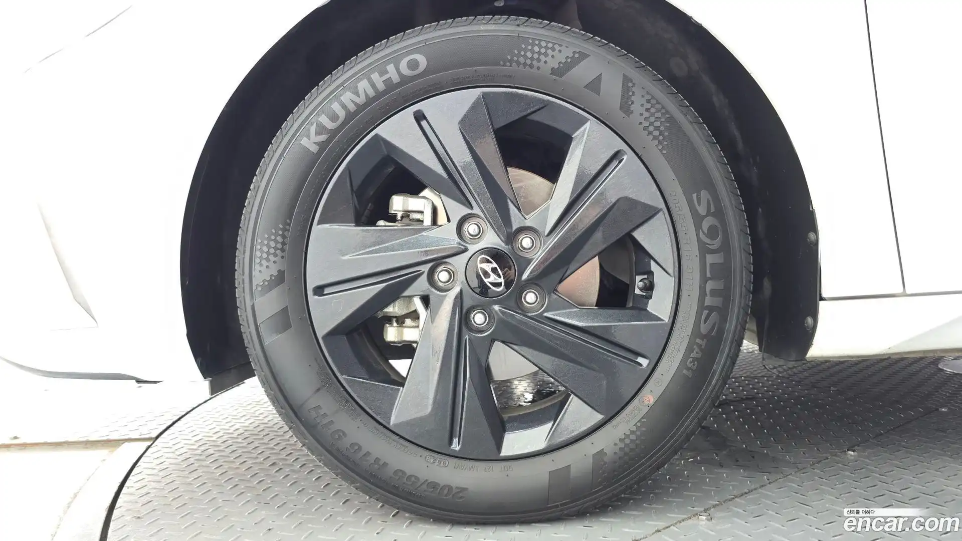 AVANTE Hyundai 2023.1-OUTER-005