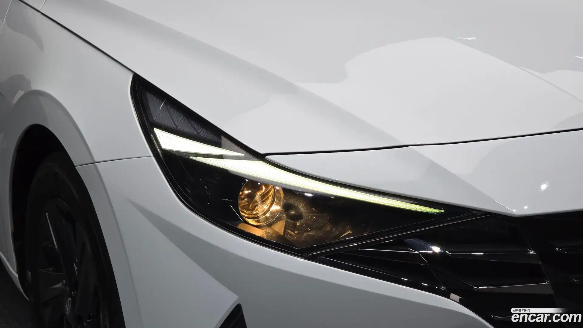 AVANTE Hyundai 2023.1-OUTER-032