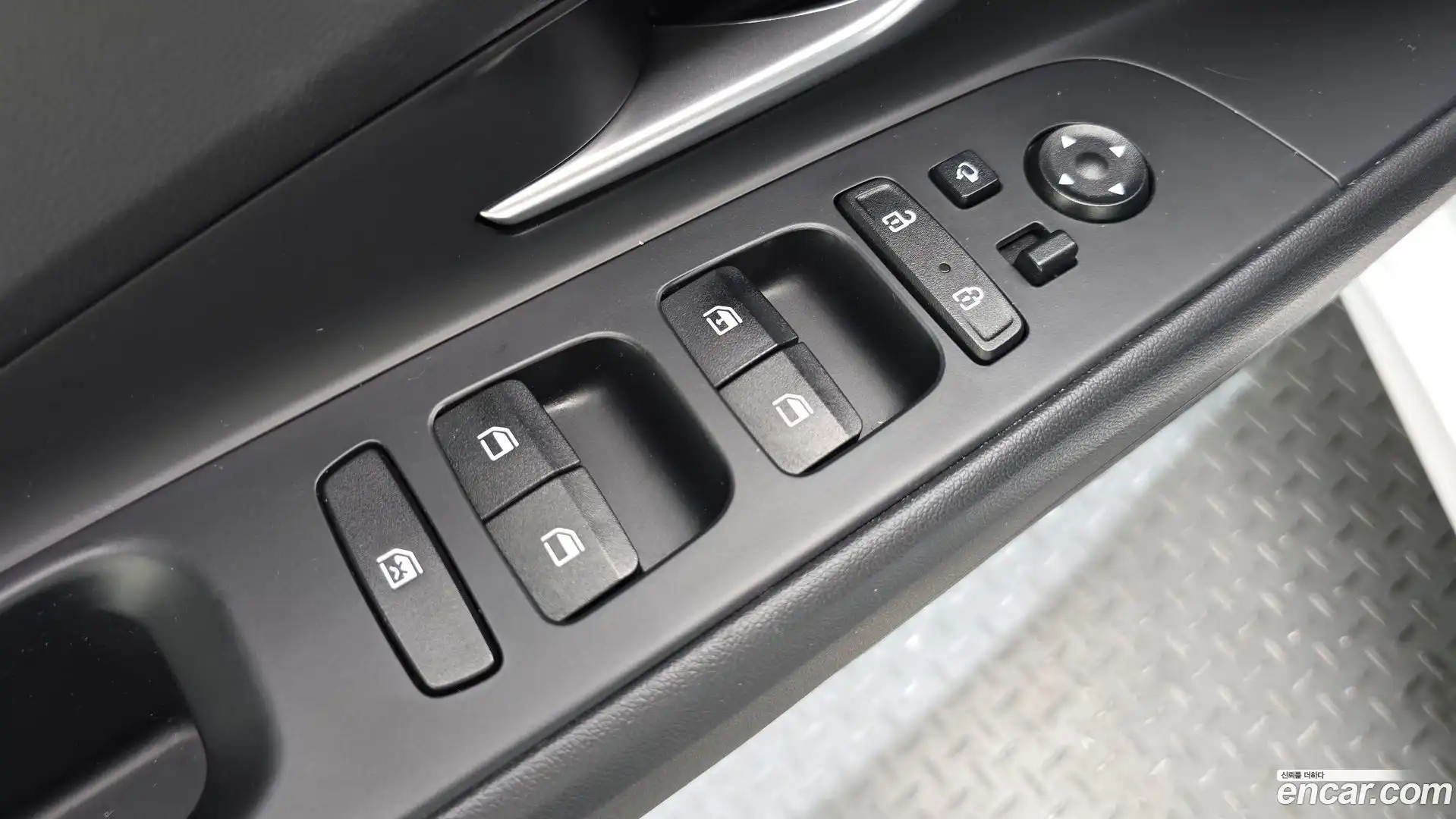 AVANTE Hyundai 2023.1-OPTION-042