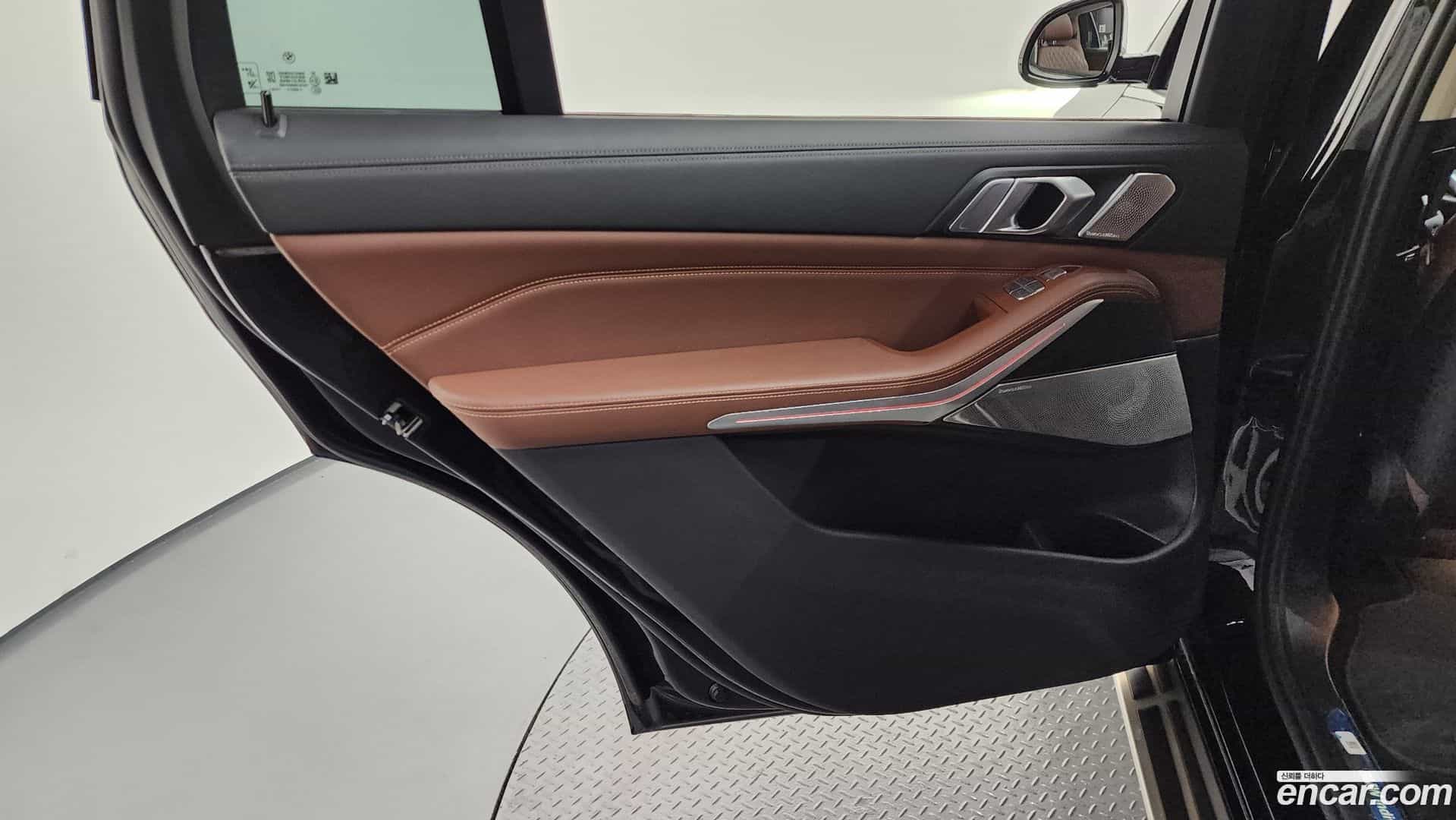 X7 BMW 2022.1-INNER-035