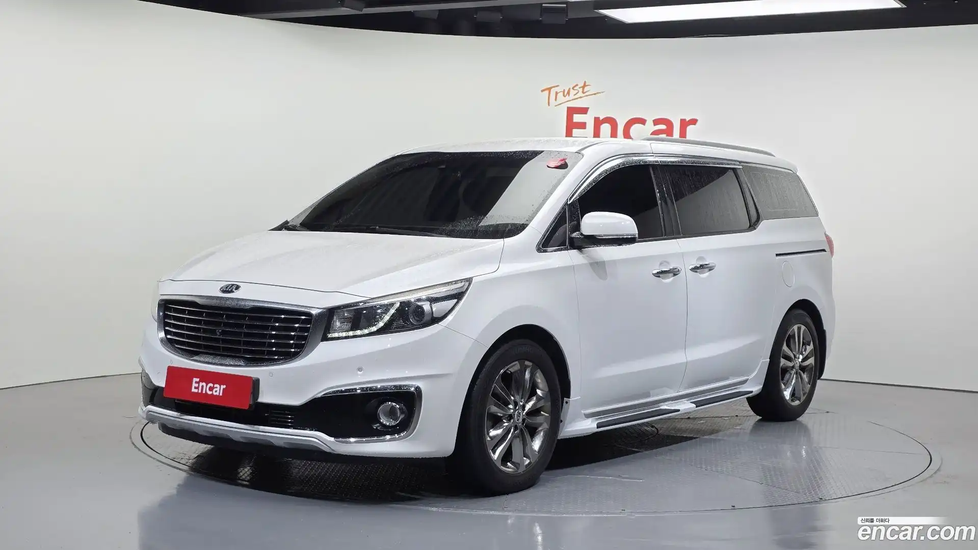 Canival Kia 2017.0-OUTER-001