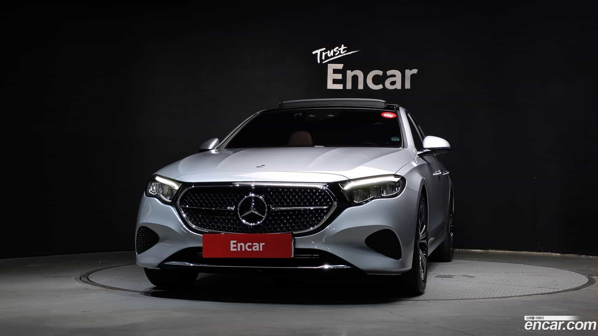 E-Class Mercedes-Benz 2024.8-OUTER-003