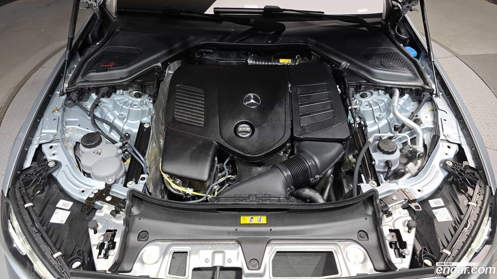 E-Class Mercedes-Benz 2024.8-OUTER-006