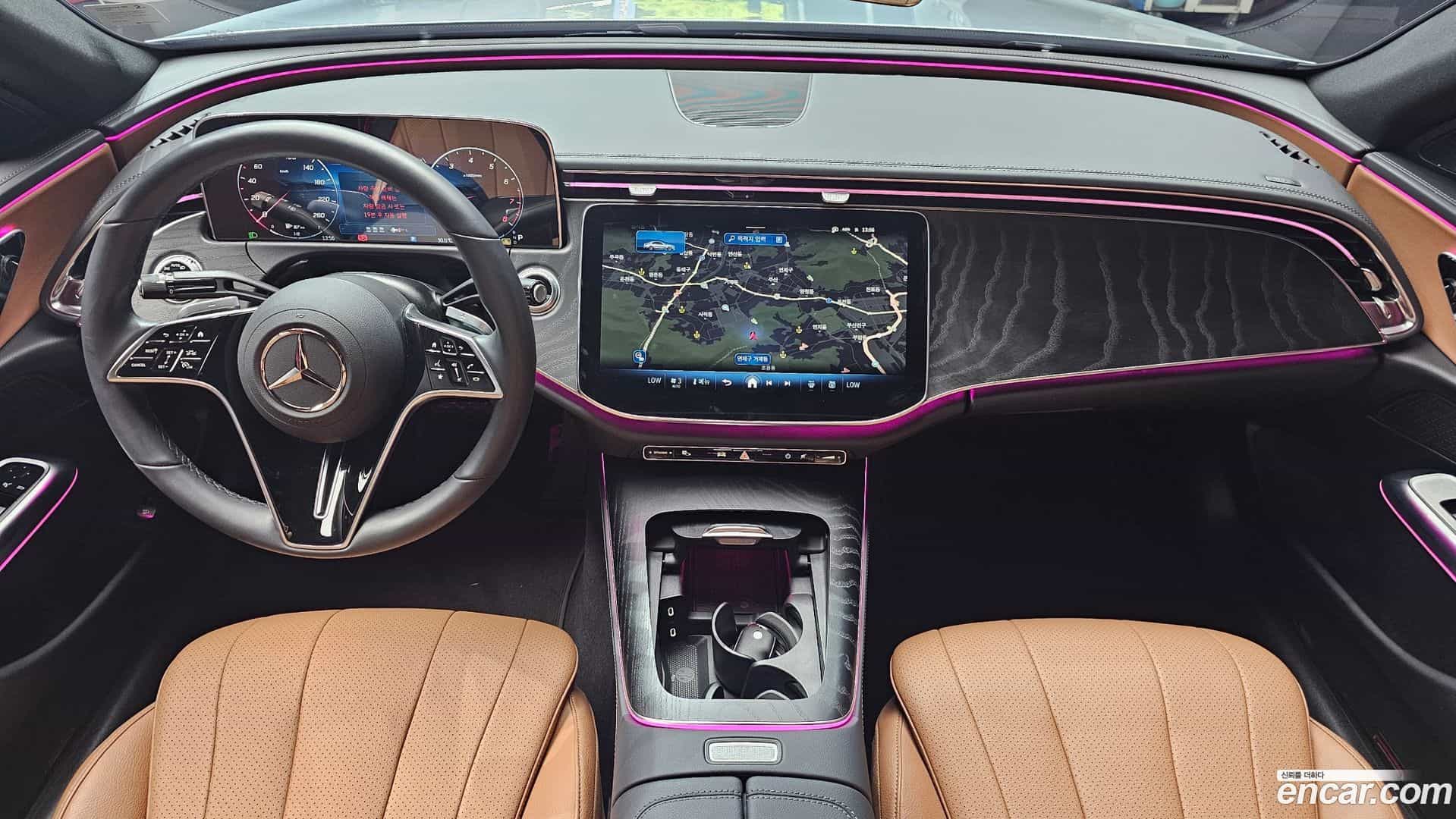 E-Class Mercedes-Benz 2024.8-INNER-007