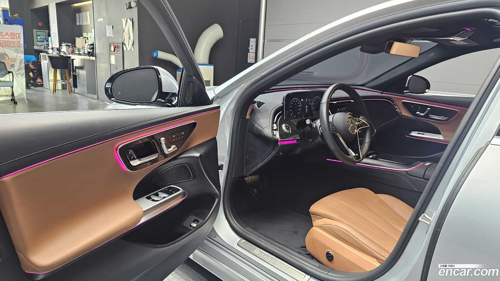 E-Class Mercedes-Benz 2024.8-INNER-010