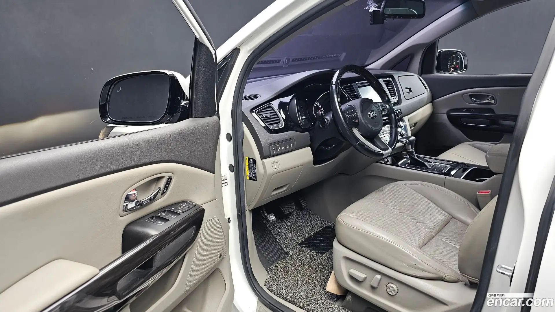 Canival Kia 2017.4-INNER-010