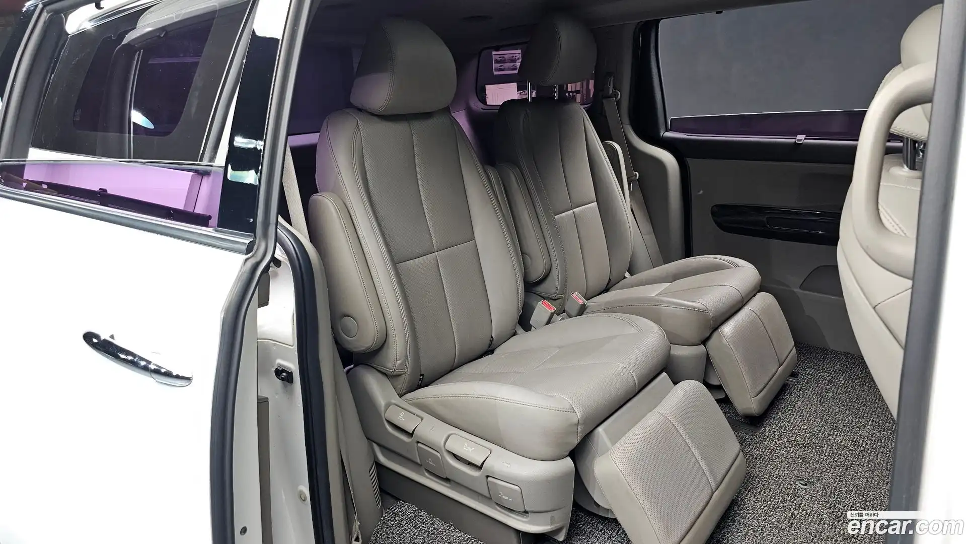 Canival Kia 2017.4-OPTION-015