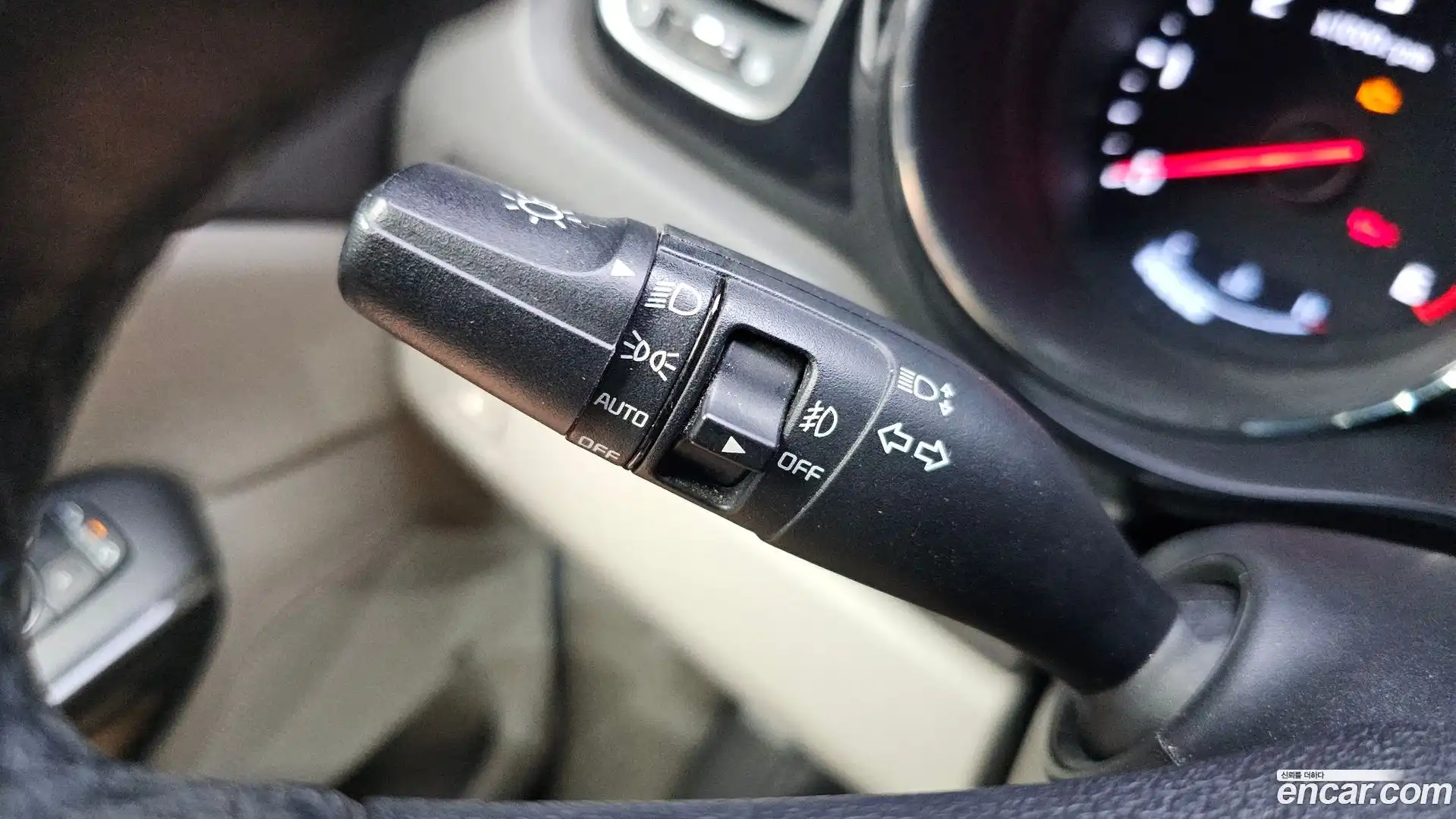 Canival Kia 2017.4-OPTION-023