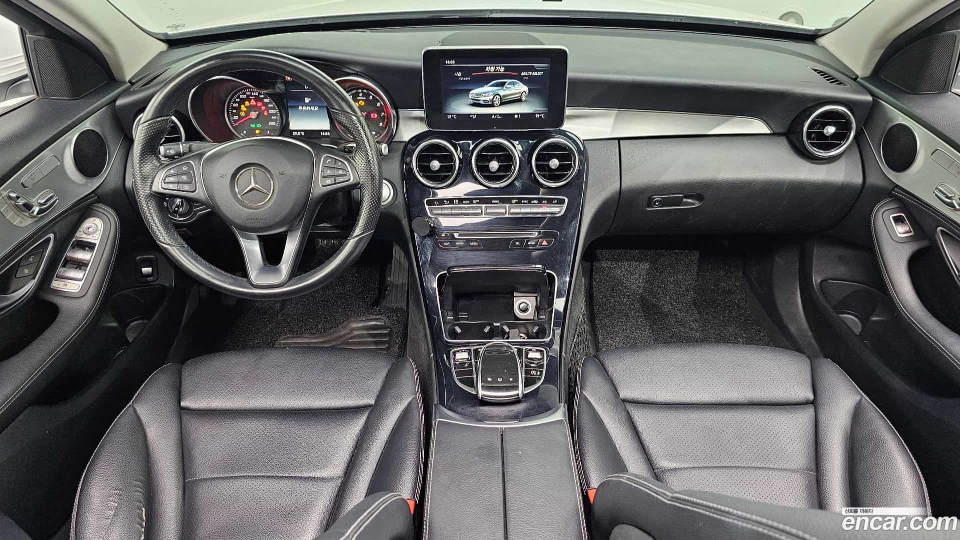 C-Class Mercedes-Benz 2014.11-INNER-007