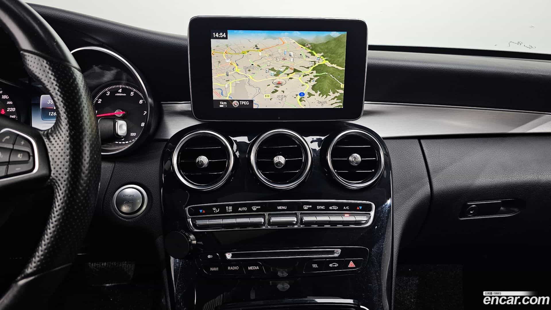 C-Class Mercedes-Benz 2014.11-OPTION-016