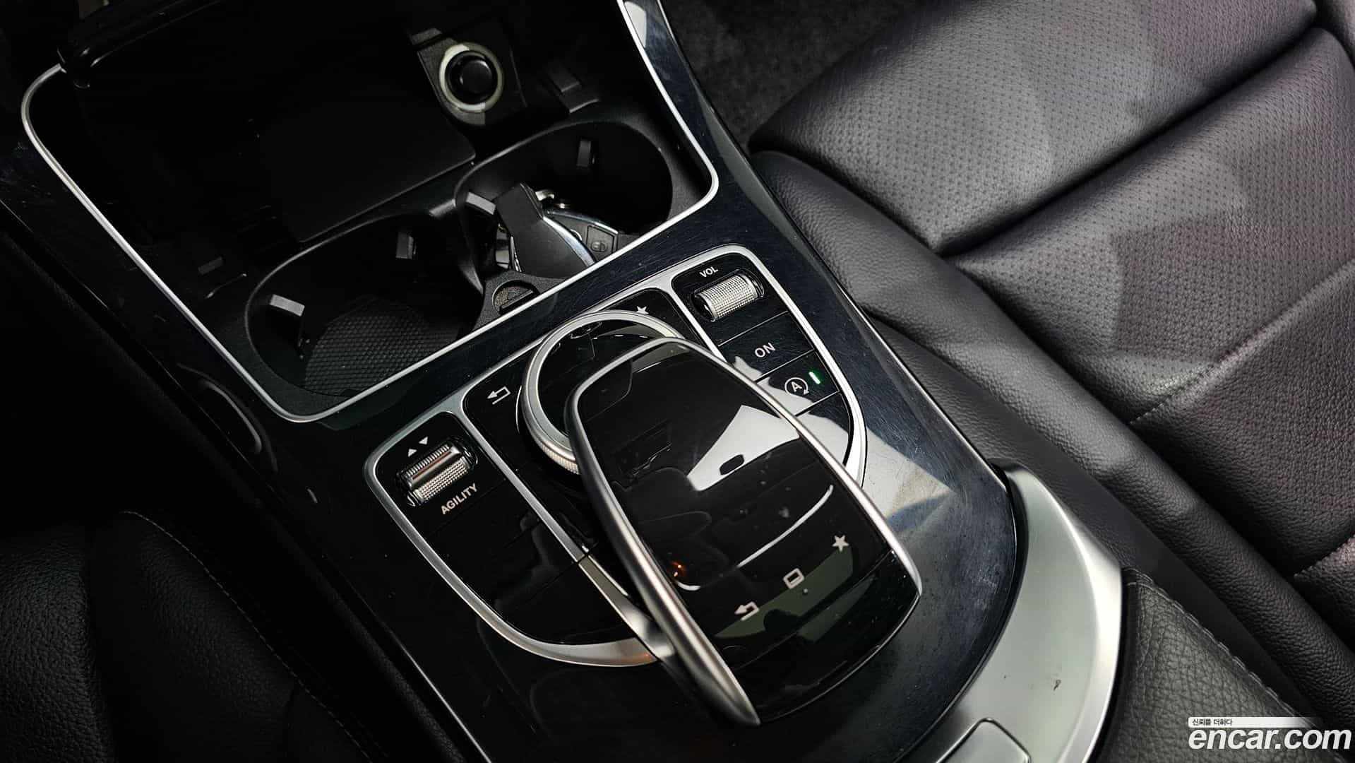 C-Class Mercedes-Benz 2014.11-OPTION-023