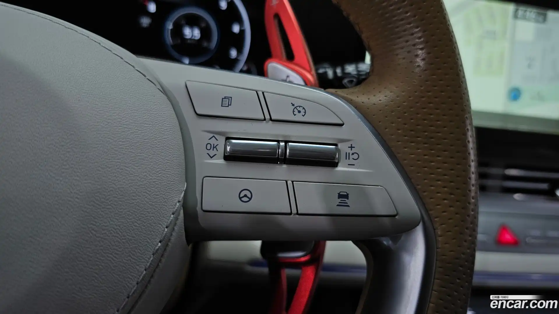 Grandeur Hyundai 2021.5-OPTION-046