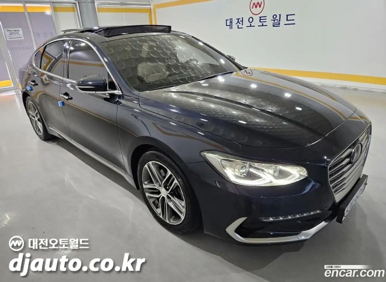 Grandeur Hyundai 2017.1-OPTION-019