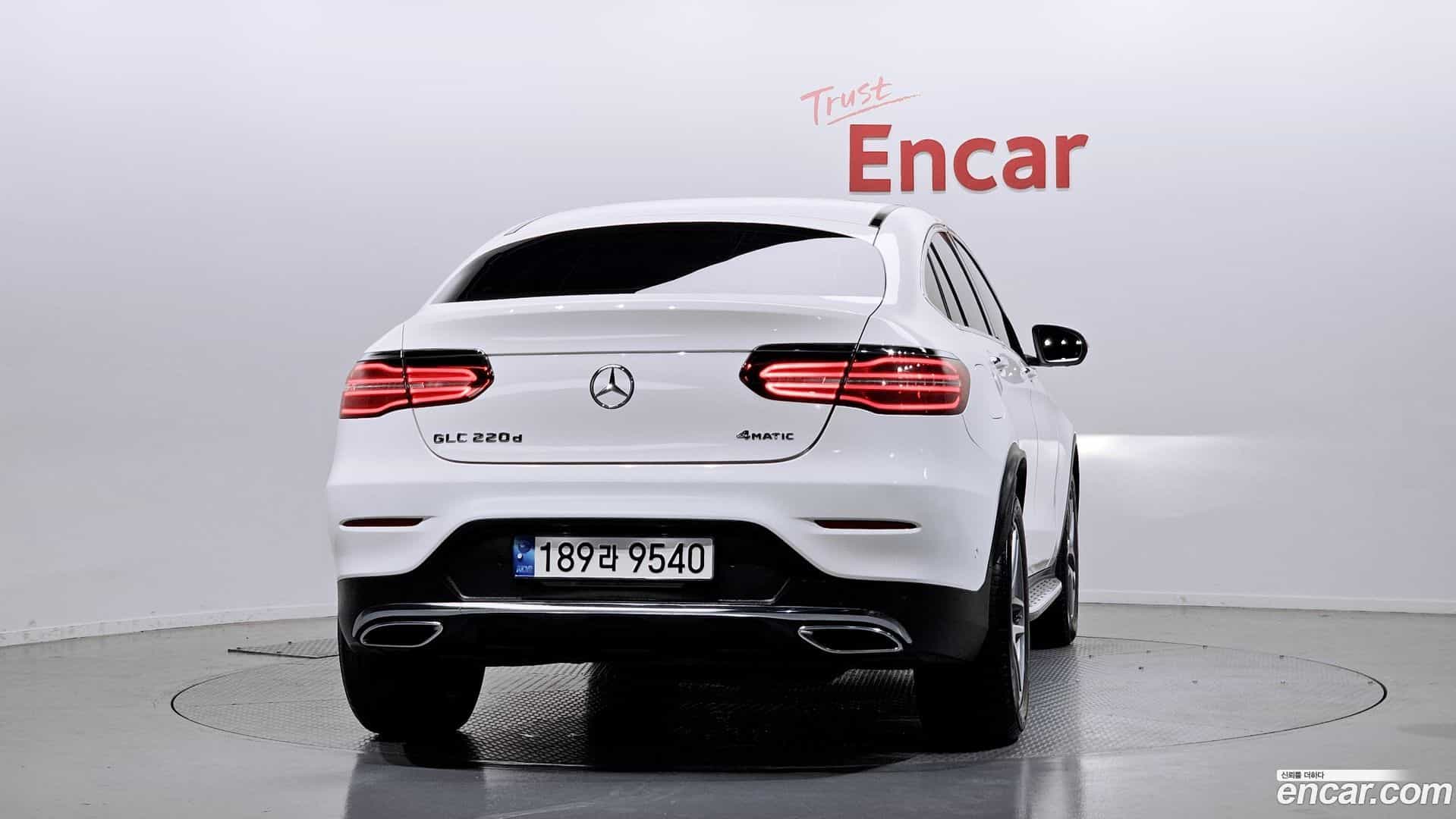 GLC-Class Mercedes-Benz 2018.3-OUTER-004