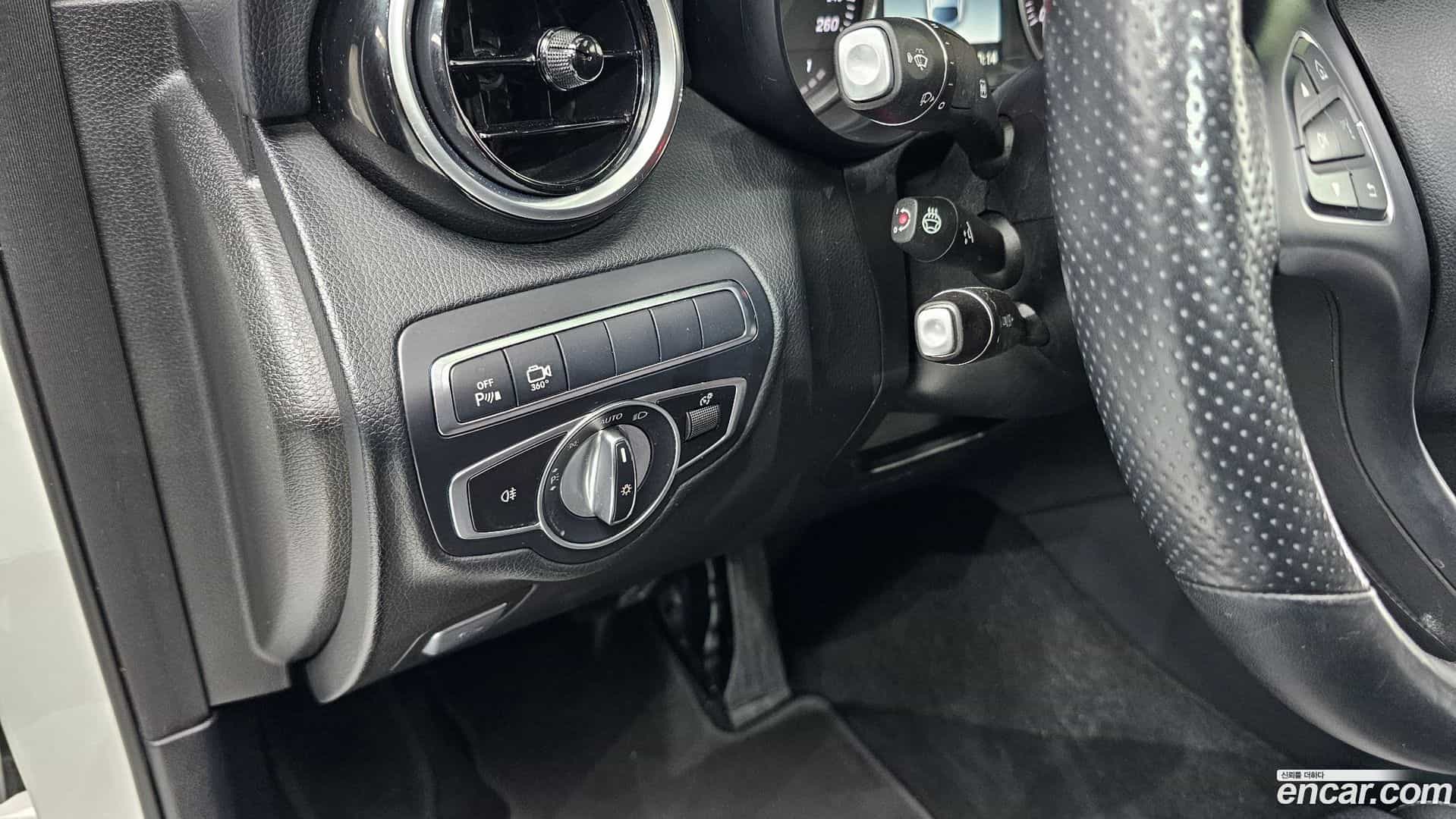 GLC-Class Mercedes-Benz 2018.3-OPTION-022