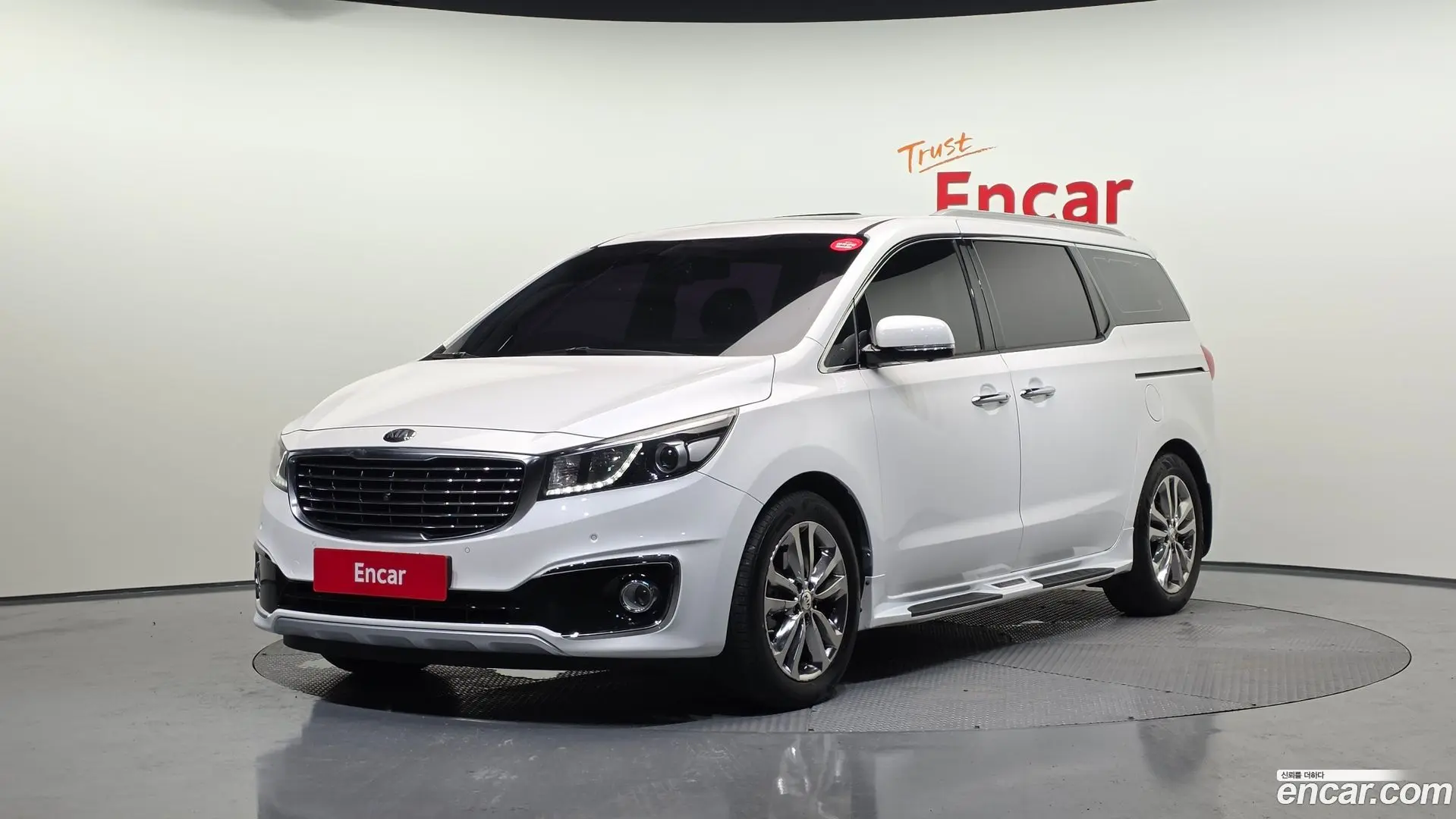 Main__Slider__Photo:Canival Kia 2018.2-0