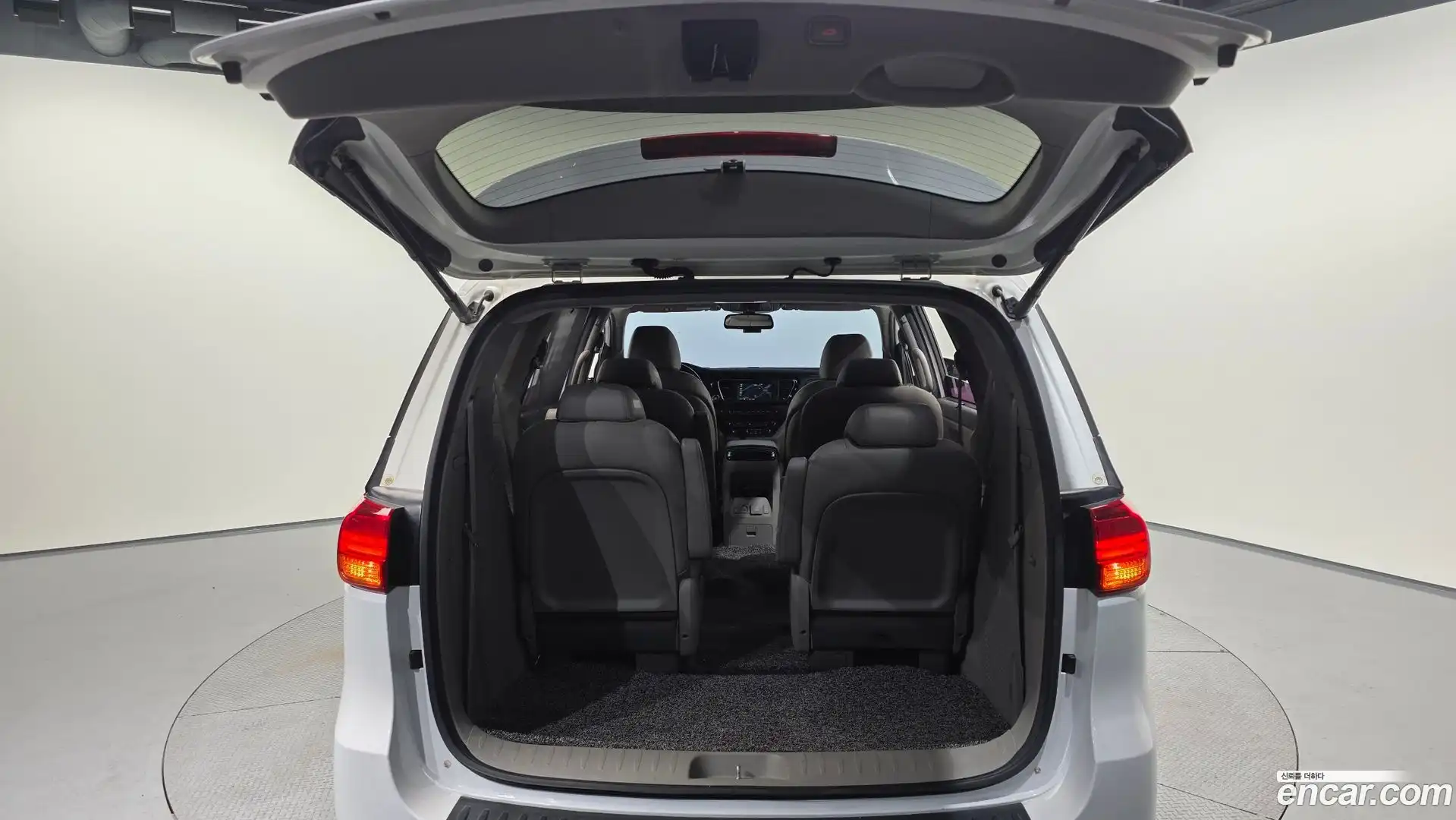 Canival Kia 2018.2-OPTION-023