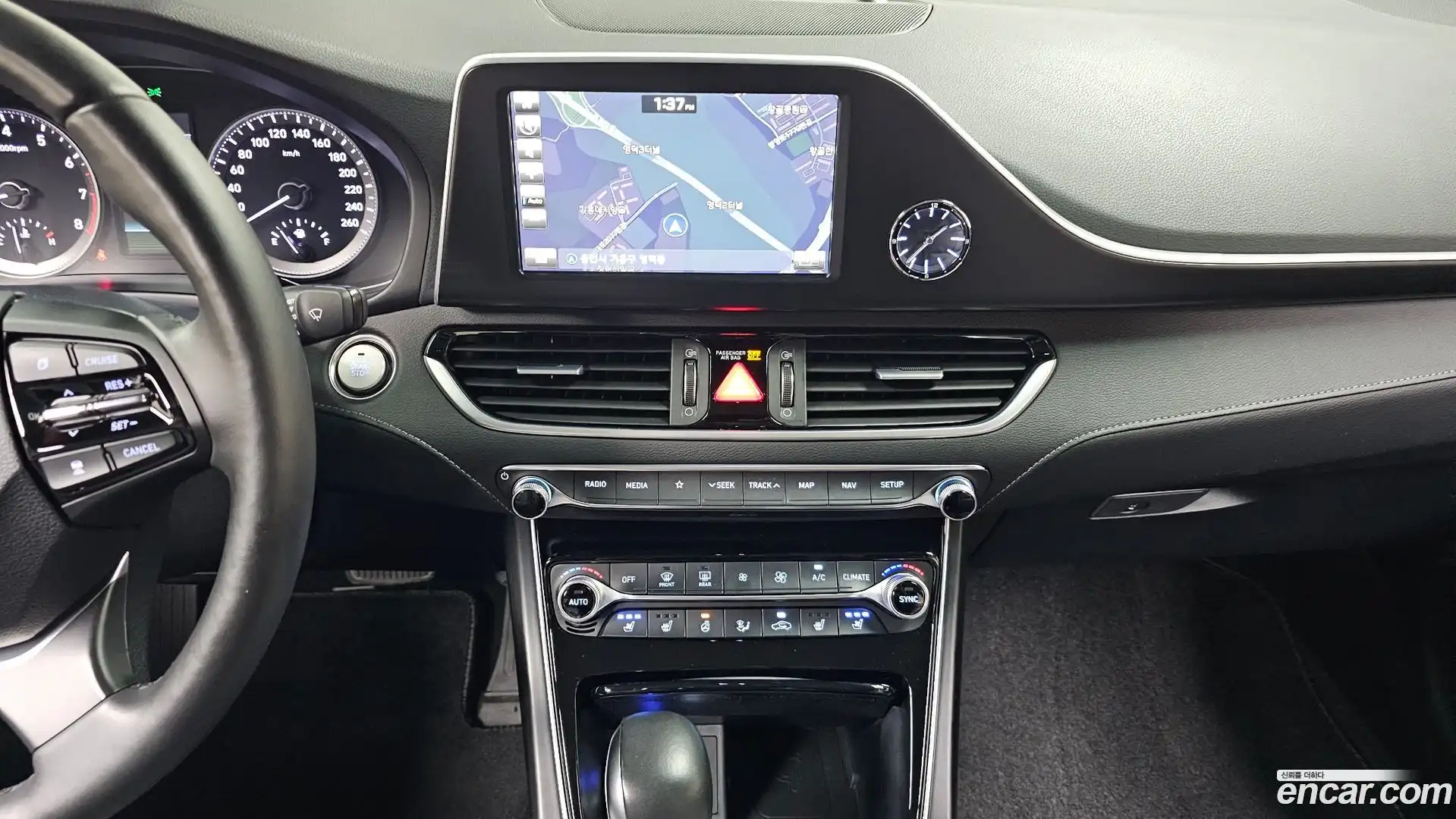 Grandeur Hyundai 2018.8-OPTION-018