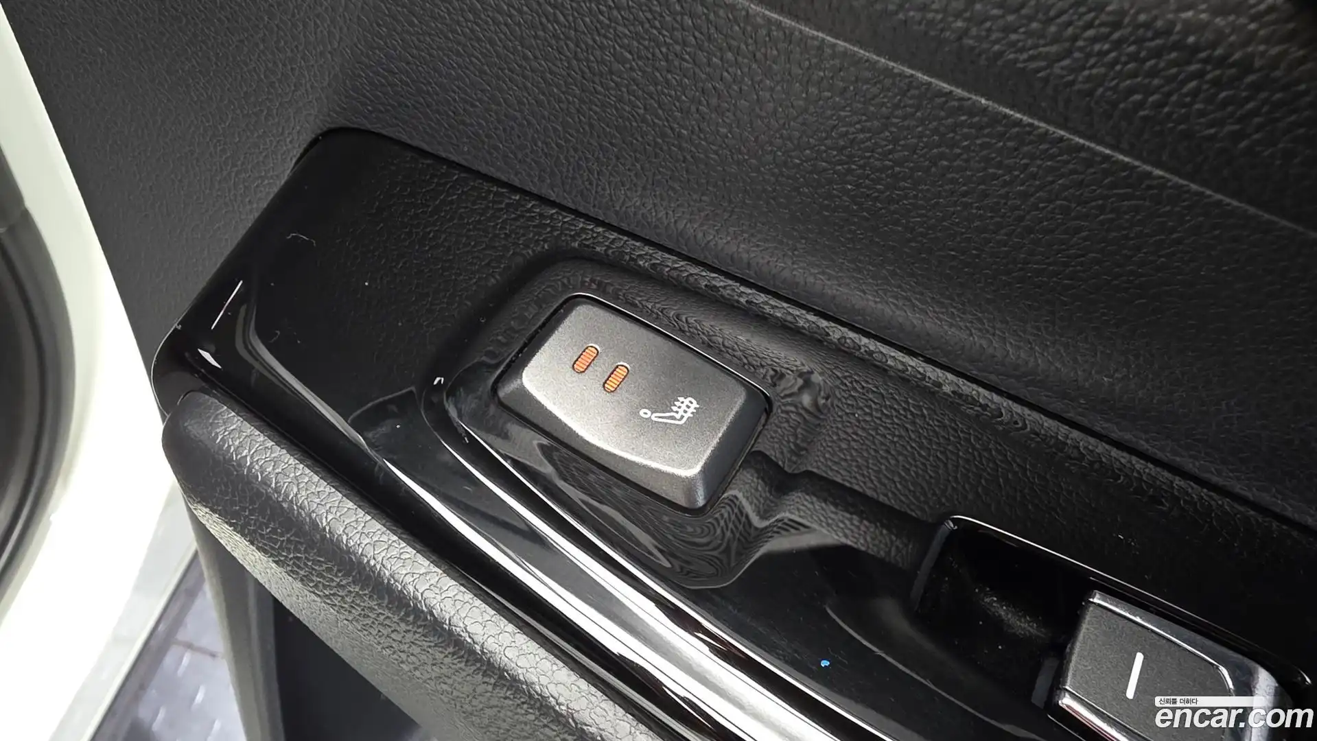KORANDO KG Mobility 2022.0-OPTION-023