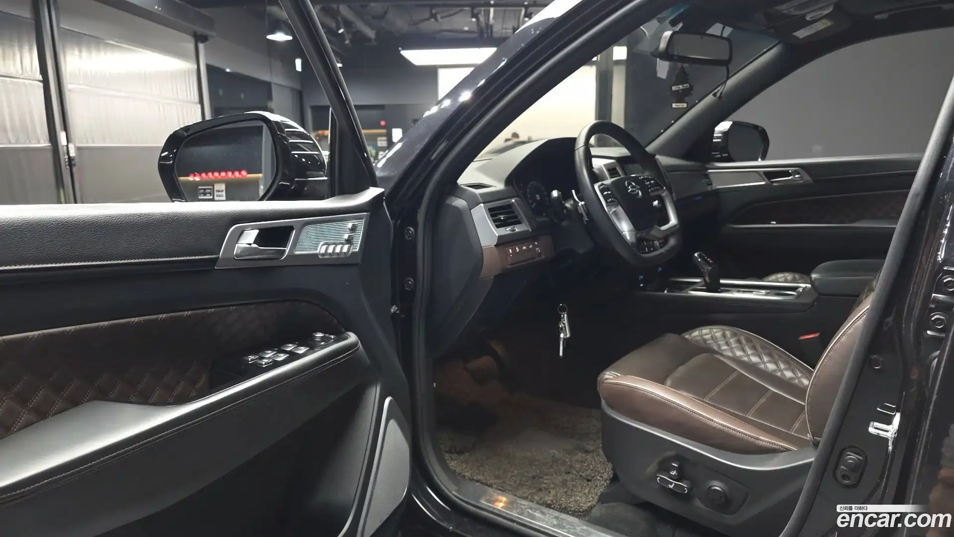 Rexton KG Mobility 2021.2-INNER-010