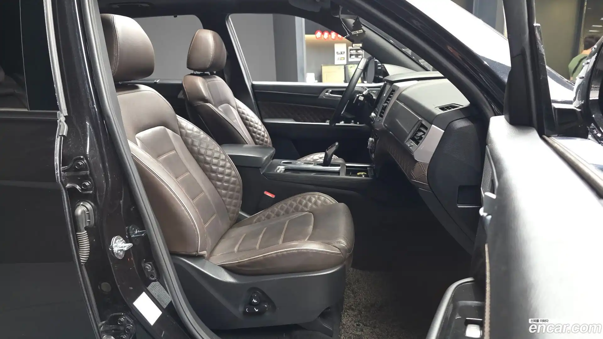 Rexton KG Mobility 2021.2-OPTION-015
