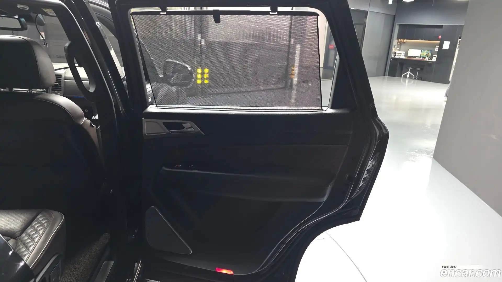 Rexton KG Mobility 2021.2-INNER-035