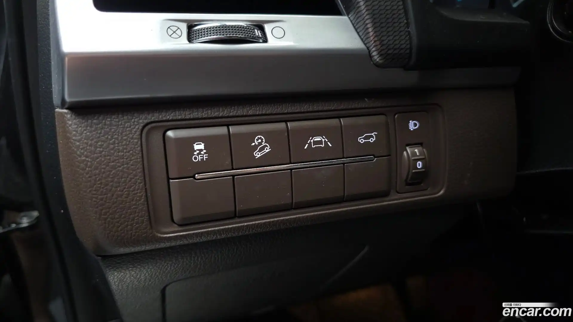 Rexton KG Mobility 2021.2-OPTION-042