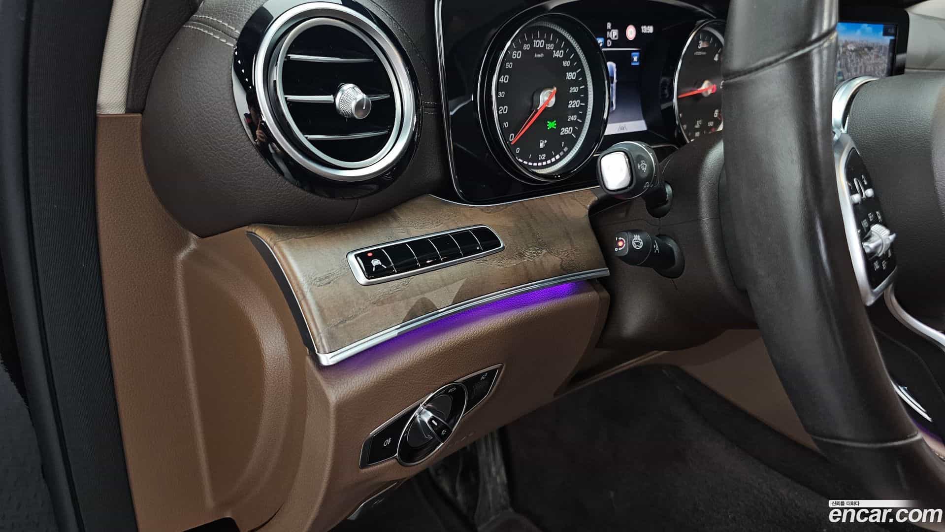 E-Class Mercedes-Benz 2020.2-OPTION-022