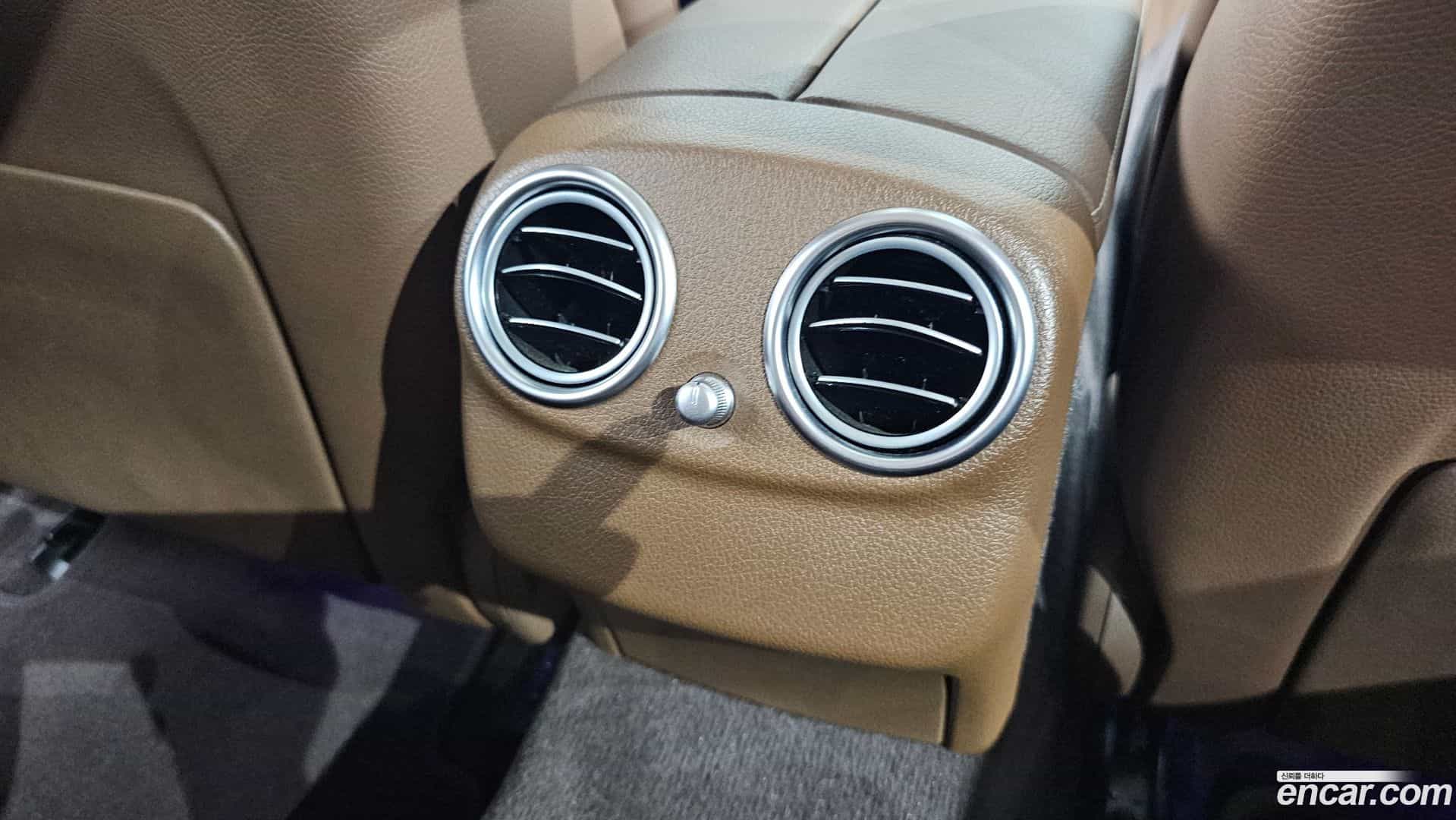 E-Class Mercedes-Benz 2020.2-OPTION-044