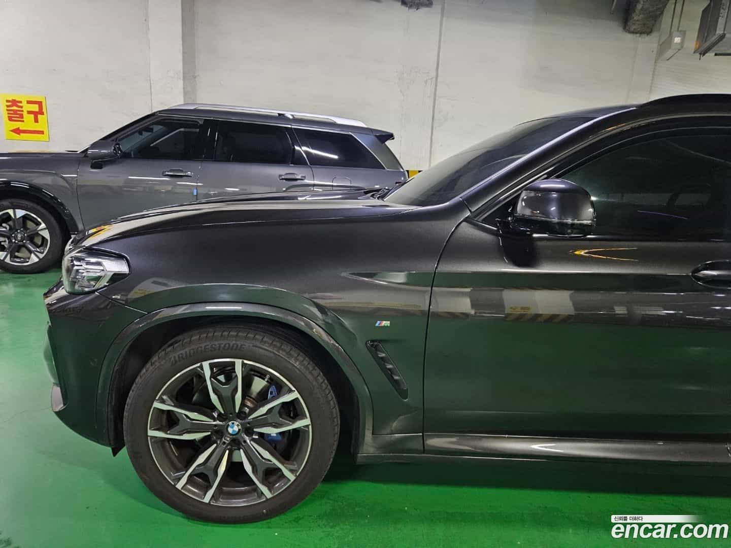 X4 BMW 2025.10-OUTER-002