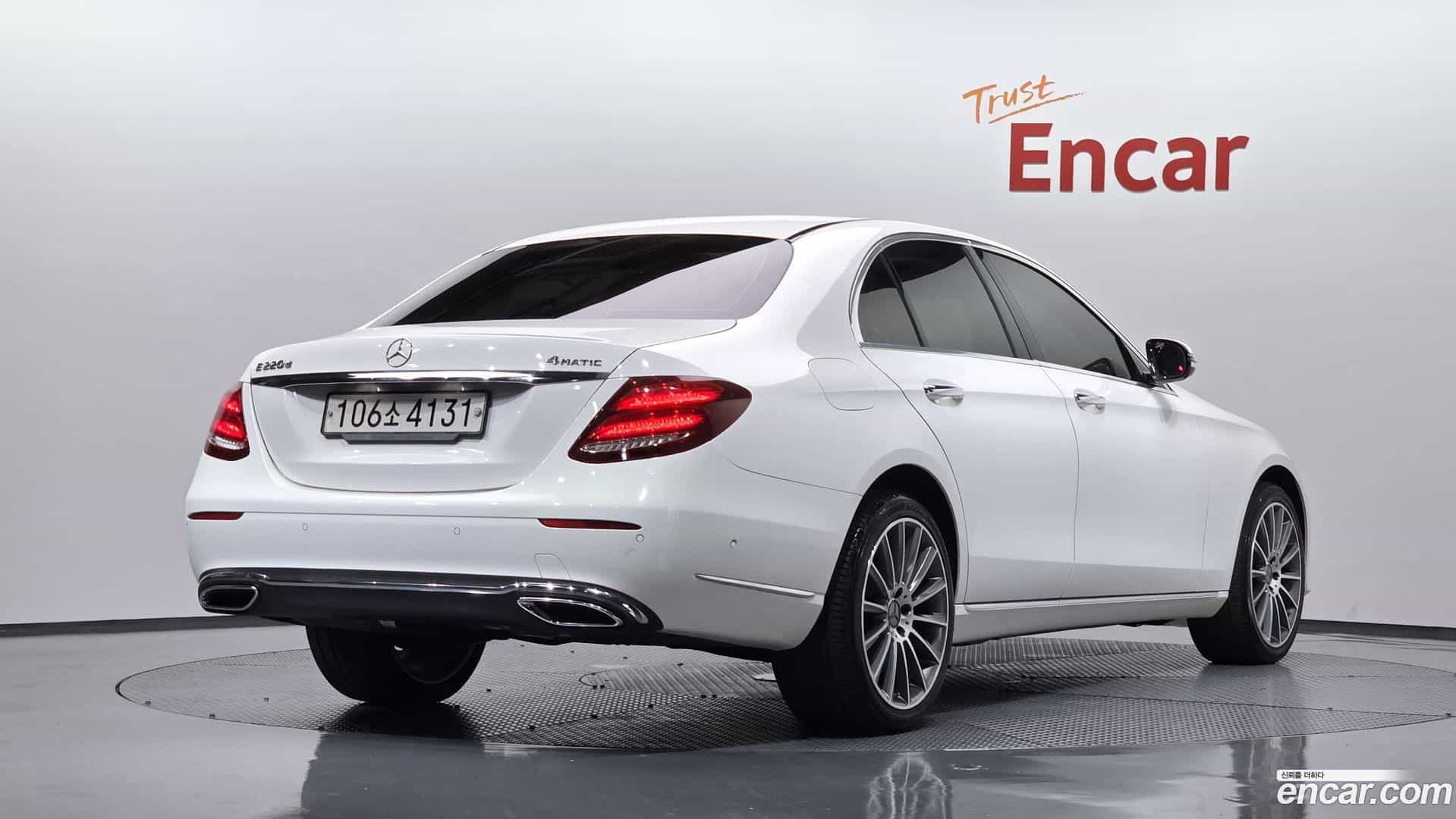 E-Class Mercedes-Benz 2019.5-OUTER-002